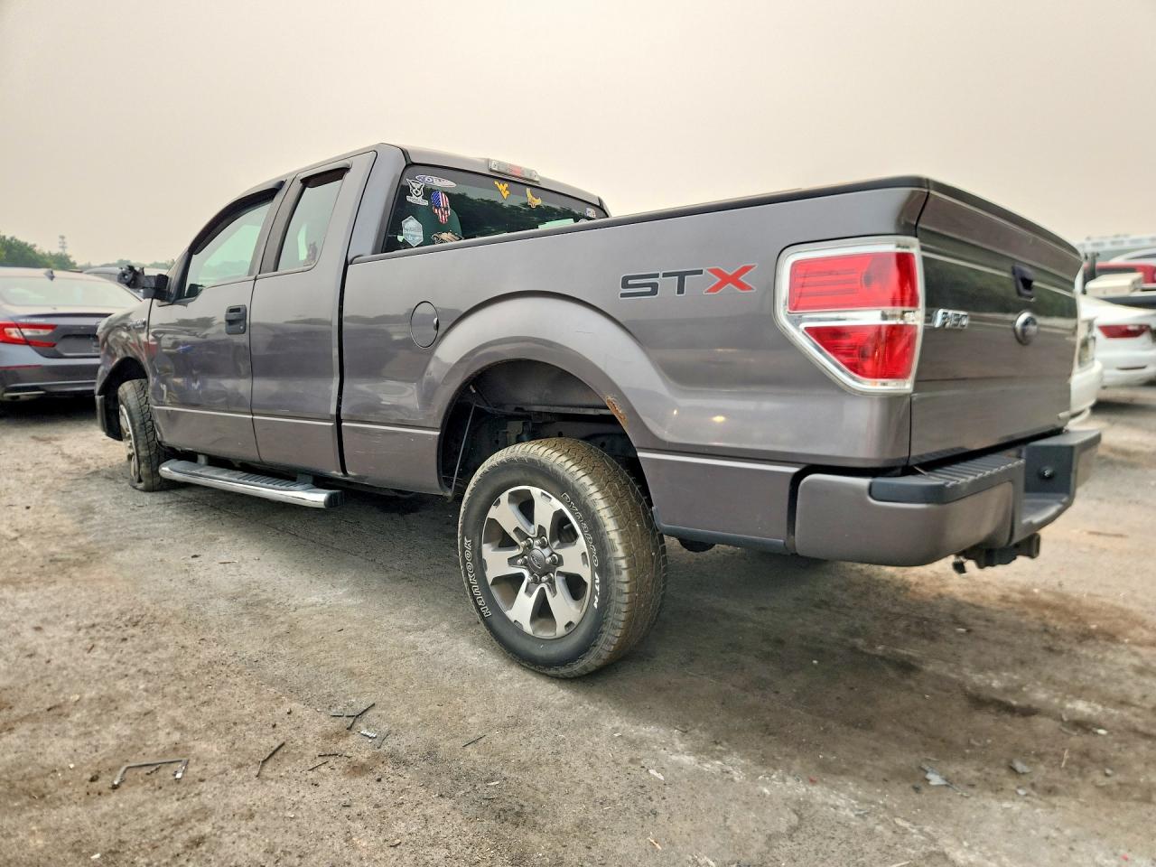 2013 Ford F150 Super Cab Серый vin: 1FTFX1CF1DFA00961