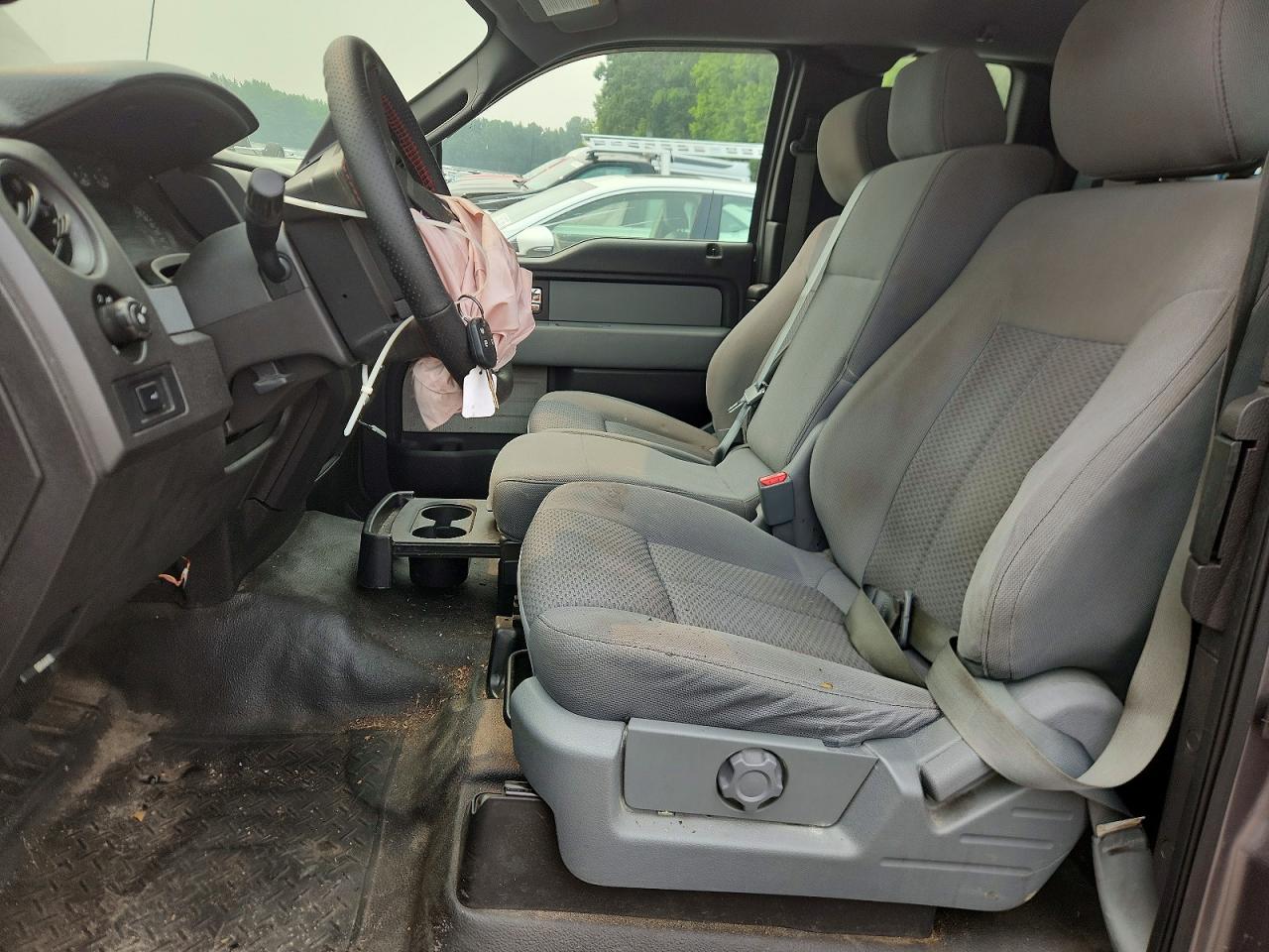 2013 Ford F150 Super Cab Серый vin: 1FTFX1CF1DFA00961