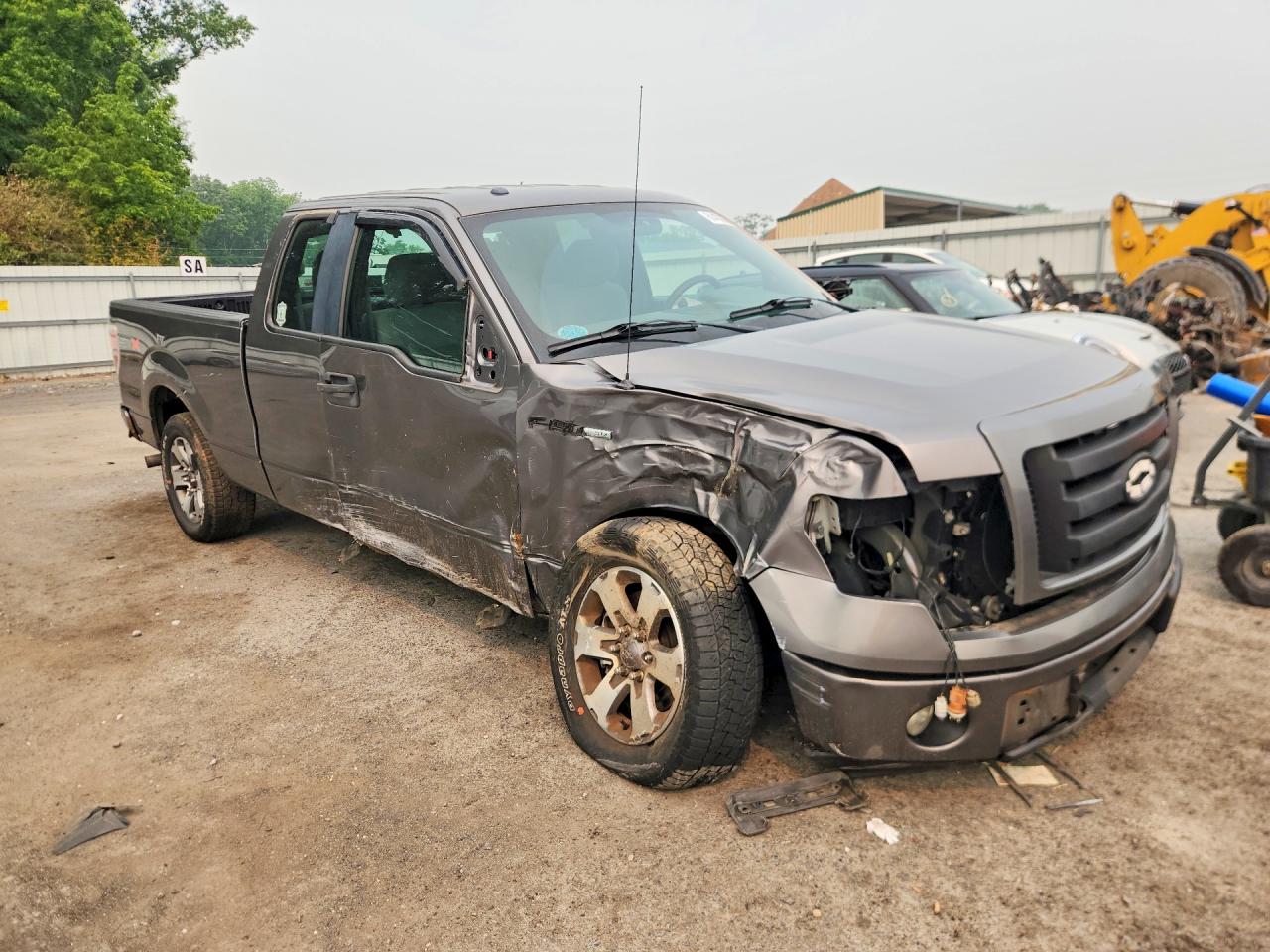 2013 Ford F150 Super Cab Серый vin: 1FTFX1CF1DFA00961