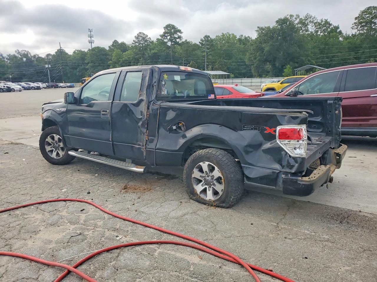 2013 Ford F150 Super Cab Black vin: 1FTFX1CF1DKG39302