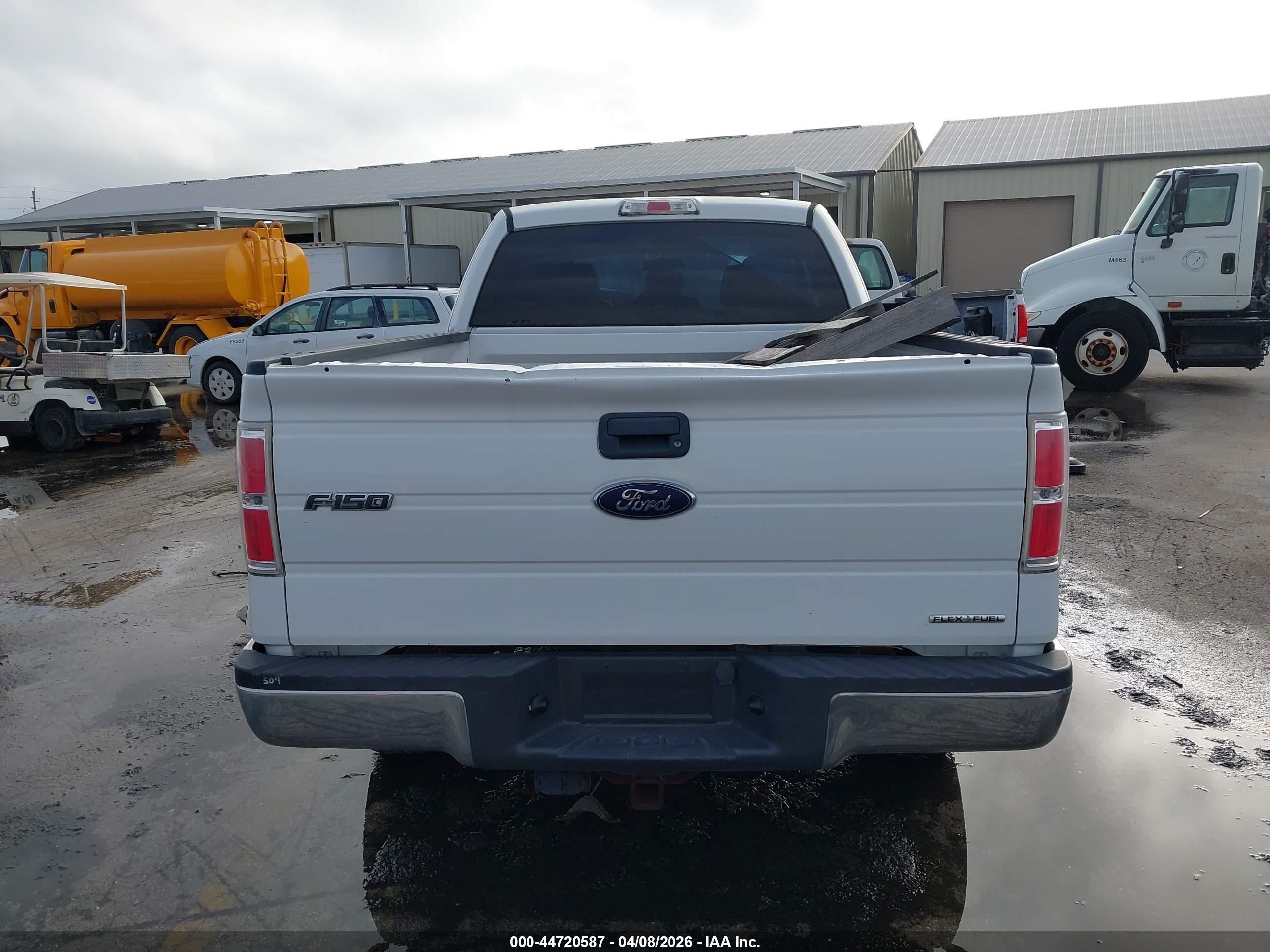 2014 Ford F-150 Xl White vin: 1FTFX1CF1EFB02584