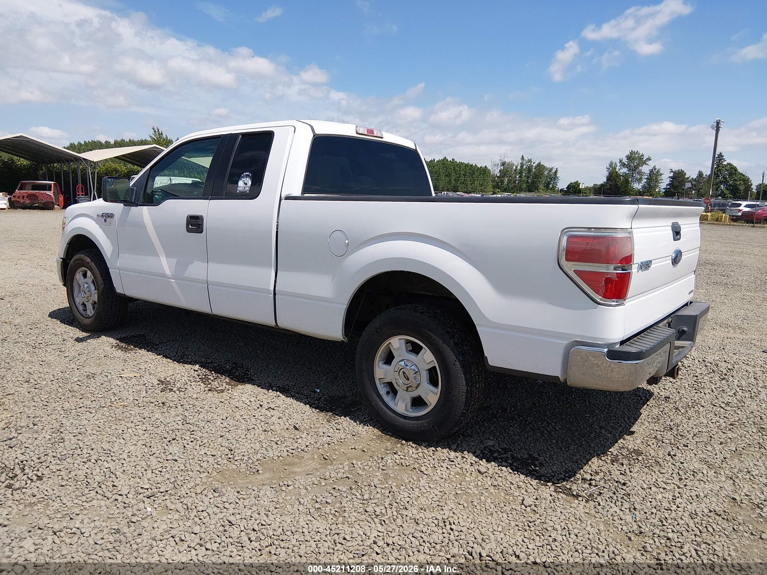 2014 Ford F-150 Xlt White vin: 1FTFX1CF1EFC94315