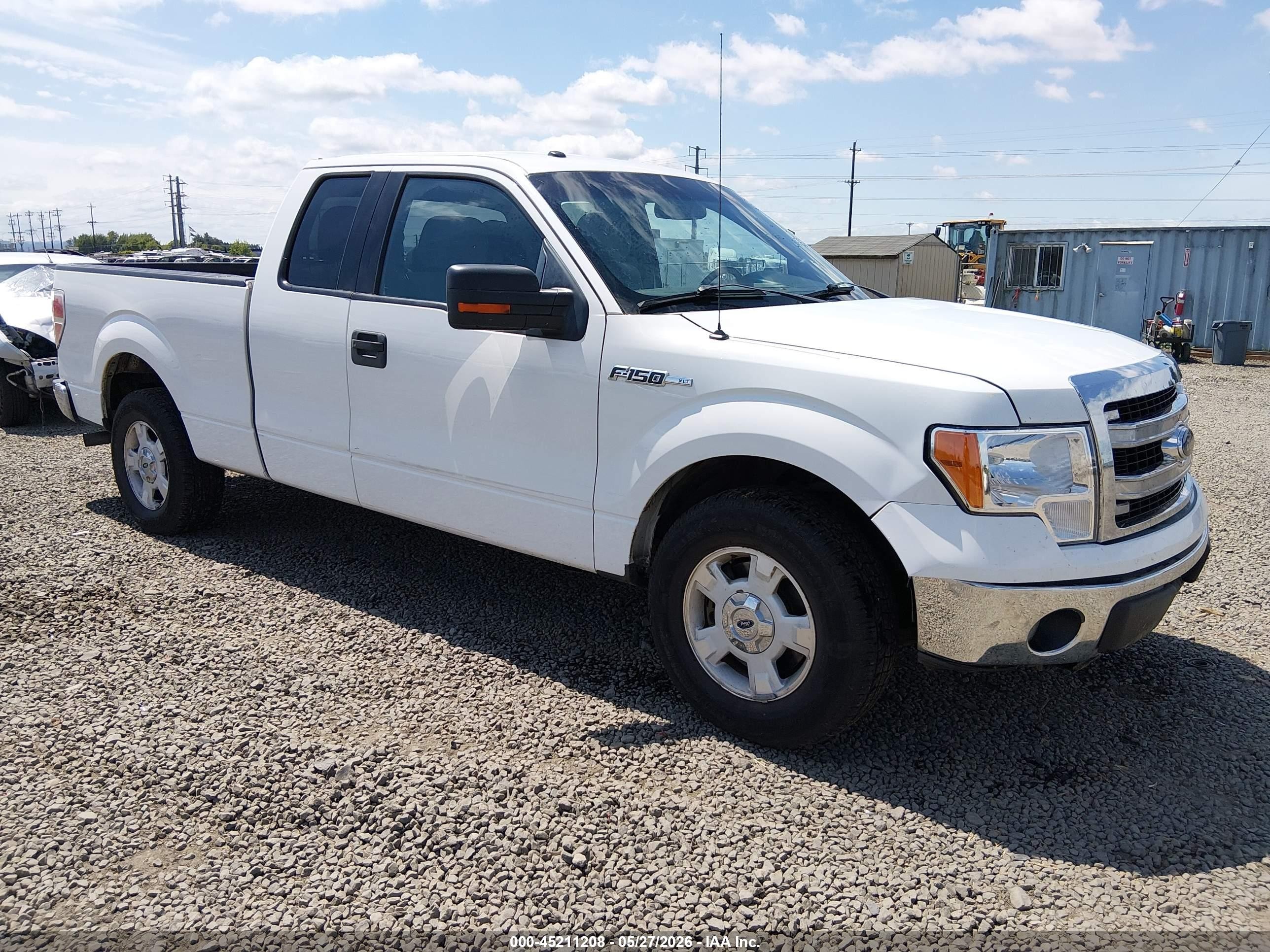 2014 Ford F-150 Xlt White vin: 1FTFX1CF1EFC94315