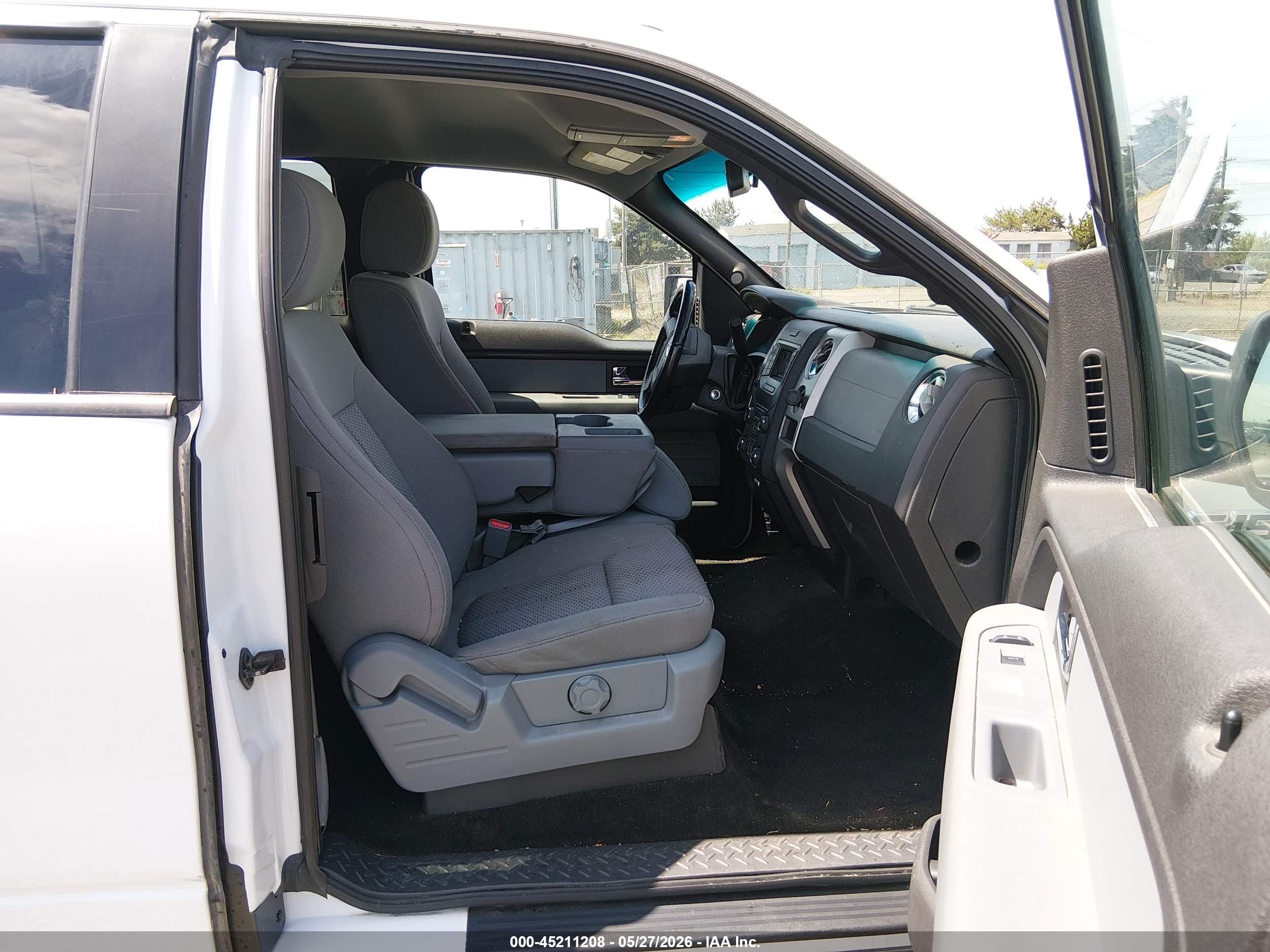 2014 Ford F-150 Xlt White vin: 1FTFX1CF1EFC94315