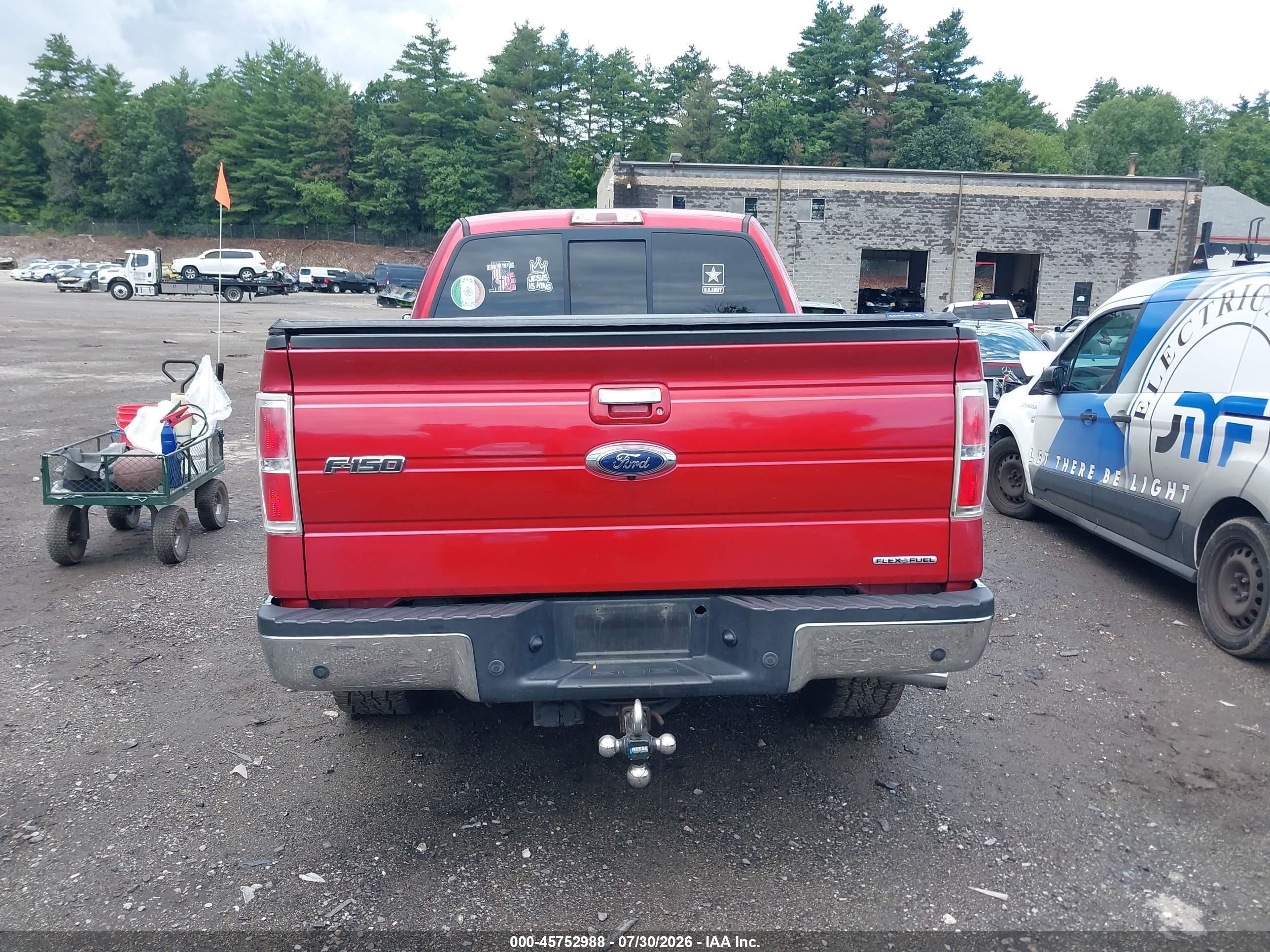 2011 Ford F-150 Lariat Red vin: 1FTFX1CF2BFA48451