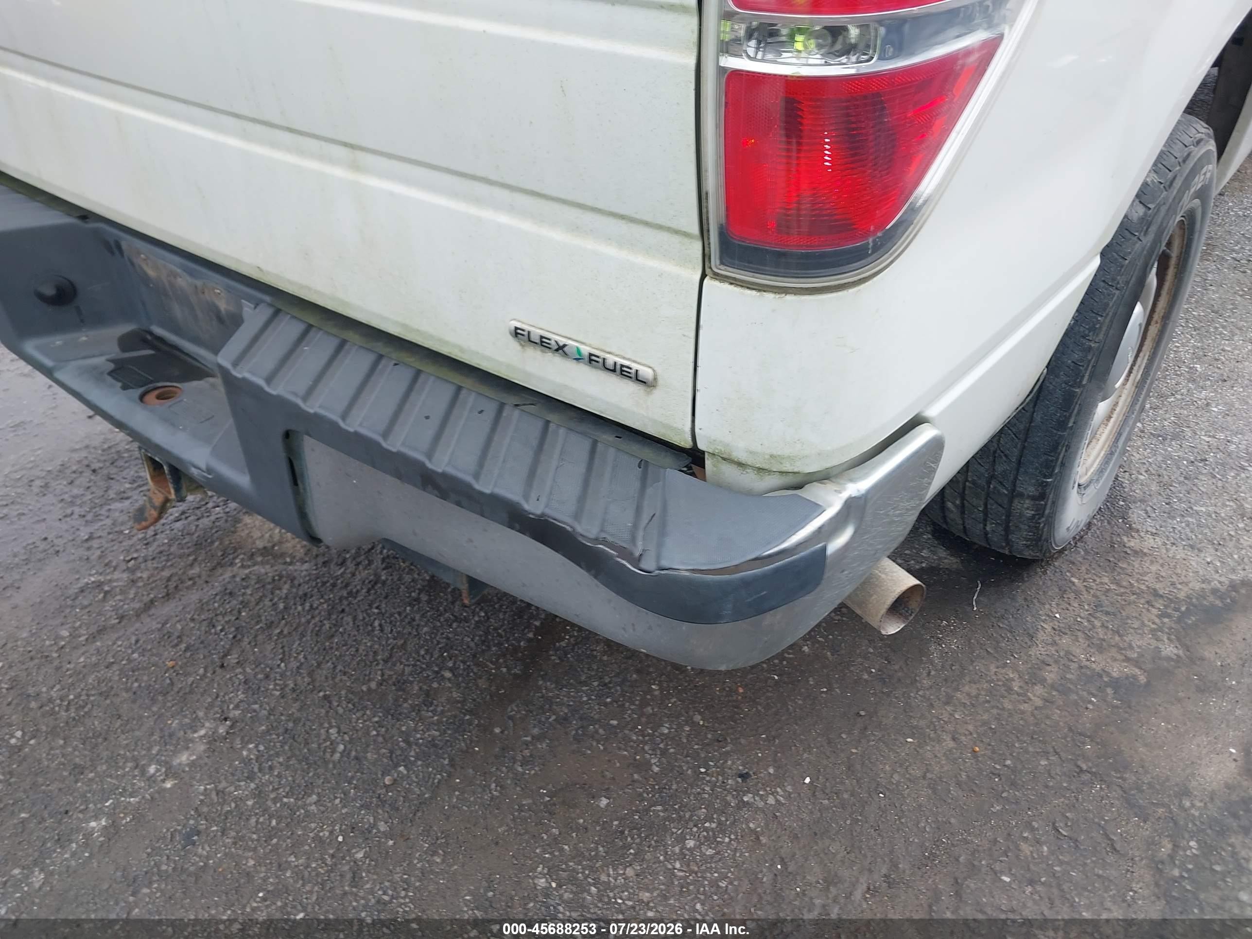 2011 Ford F-150 Xl White vin: 1FTFX1CF2BFA78274