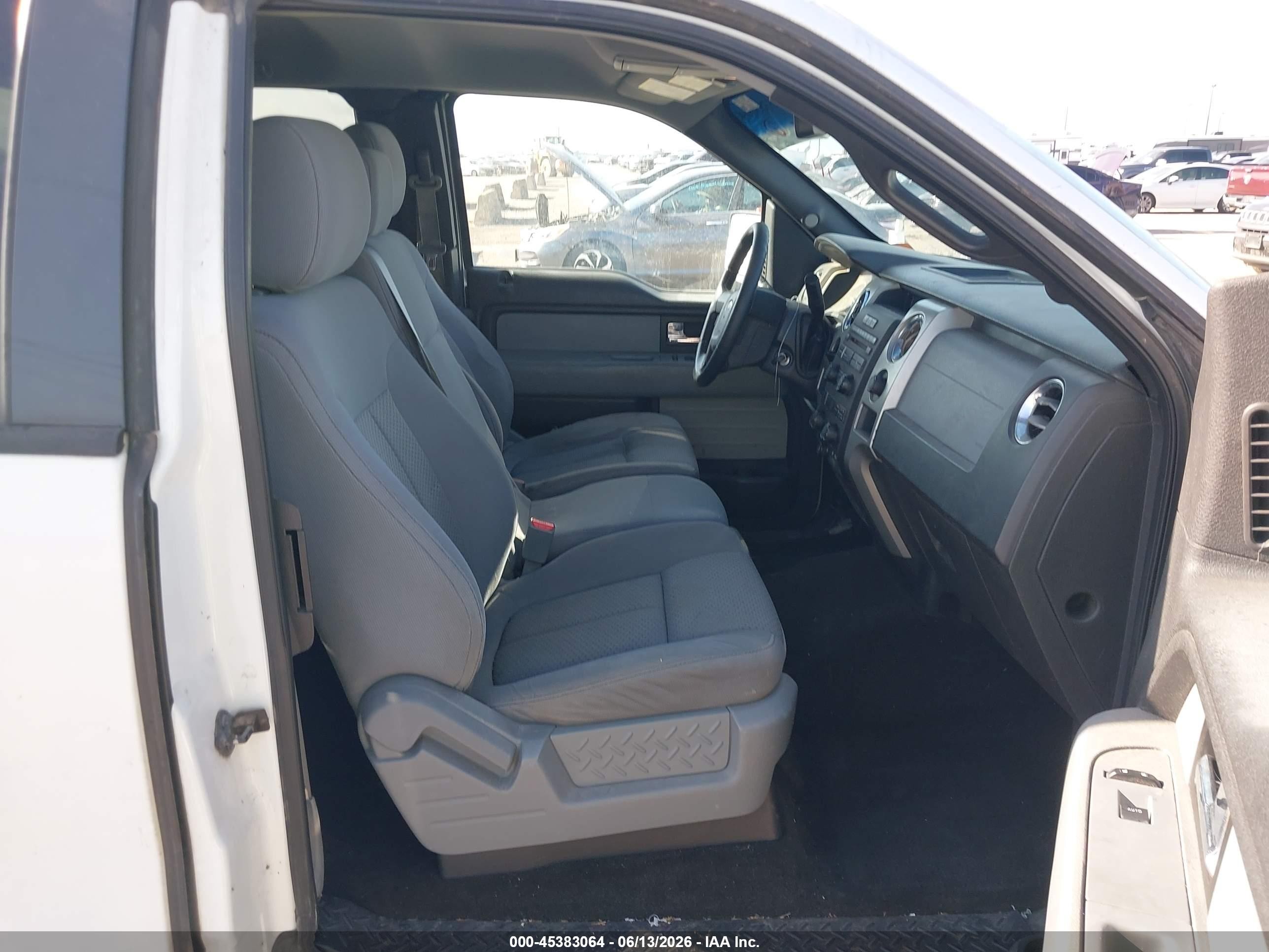2012 Ford F-150 Xlt White vin: 1FTFX1CF2CFA75747