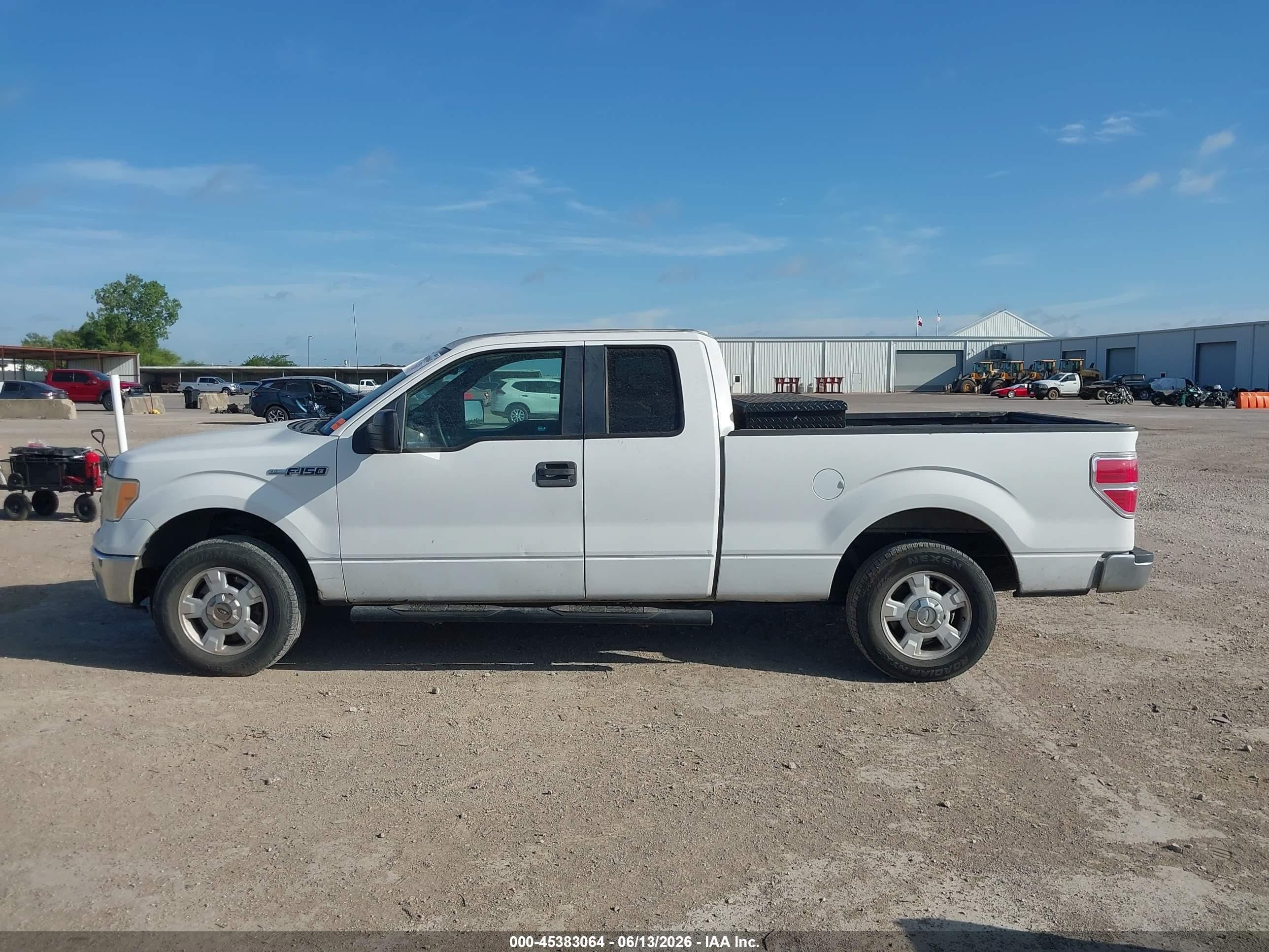 2012 Ford F-150 Xlt White vin: 1FTFX1CF2CFA75747