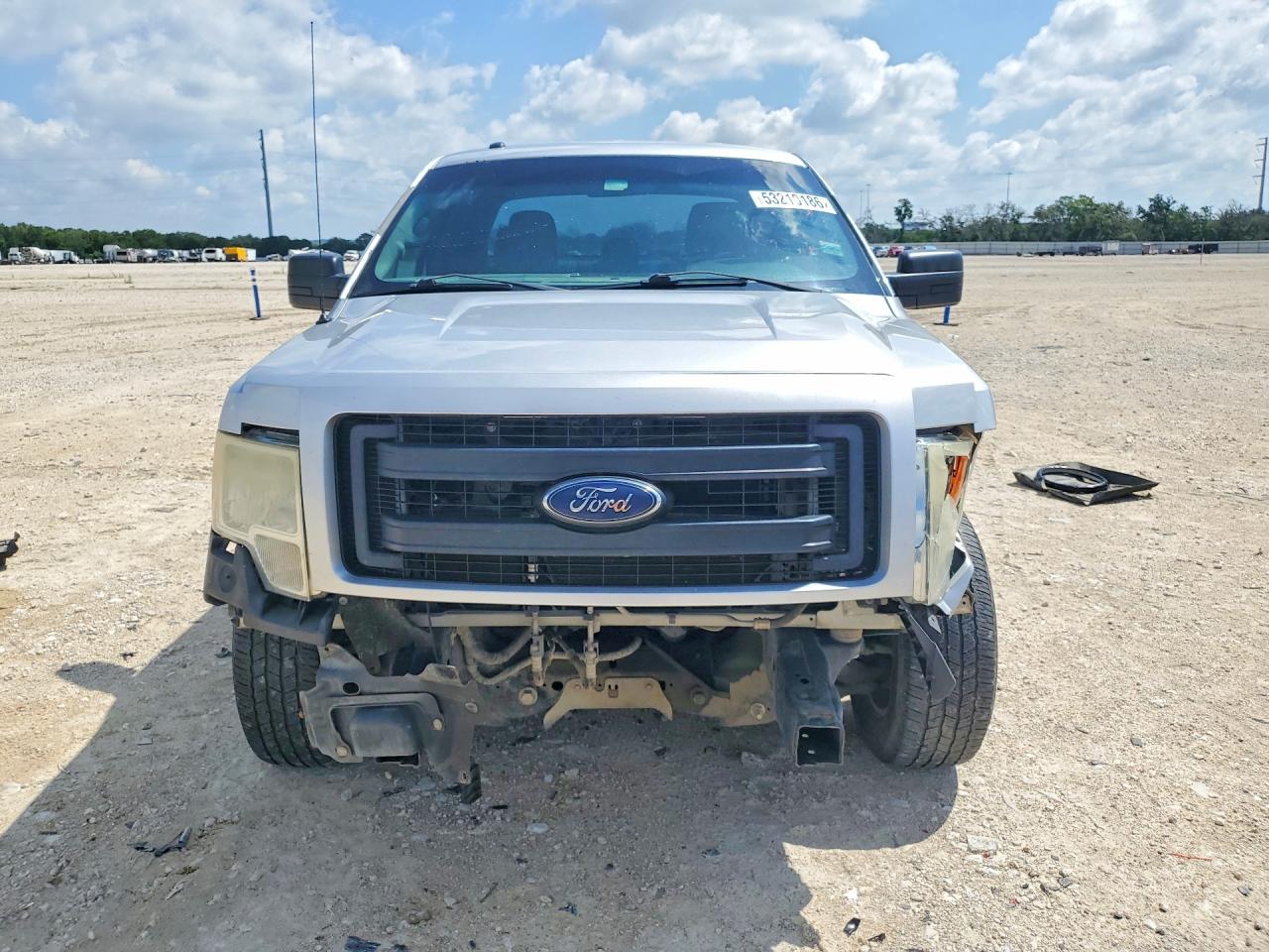 2013 Ford F150 Super Cab Серебряный vin: 1FTFX1CF2DFD55122
