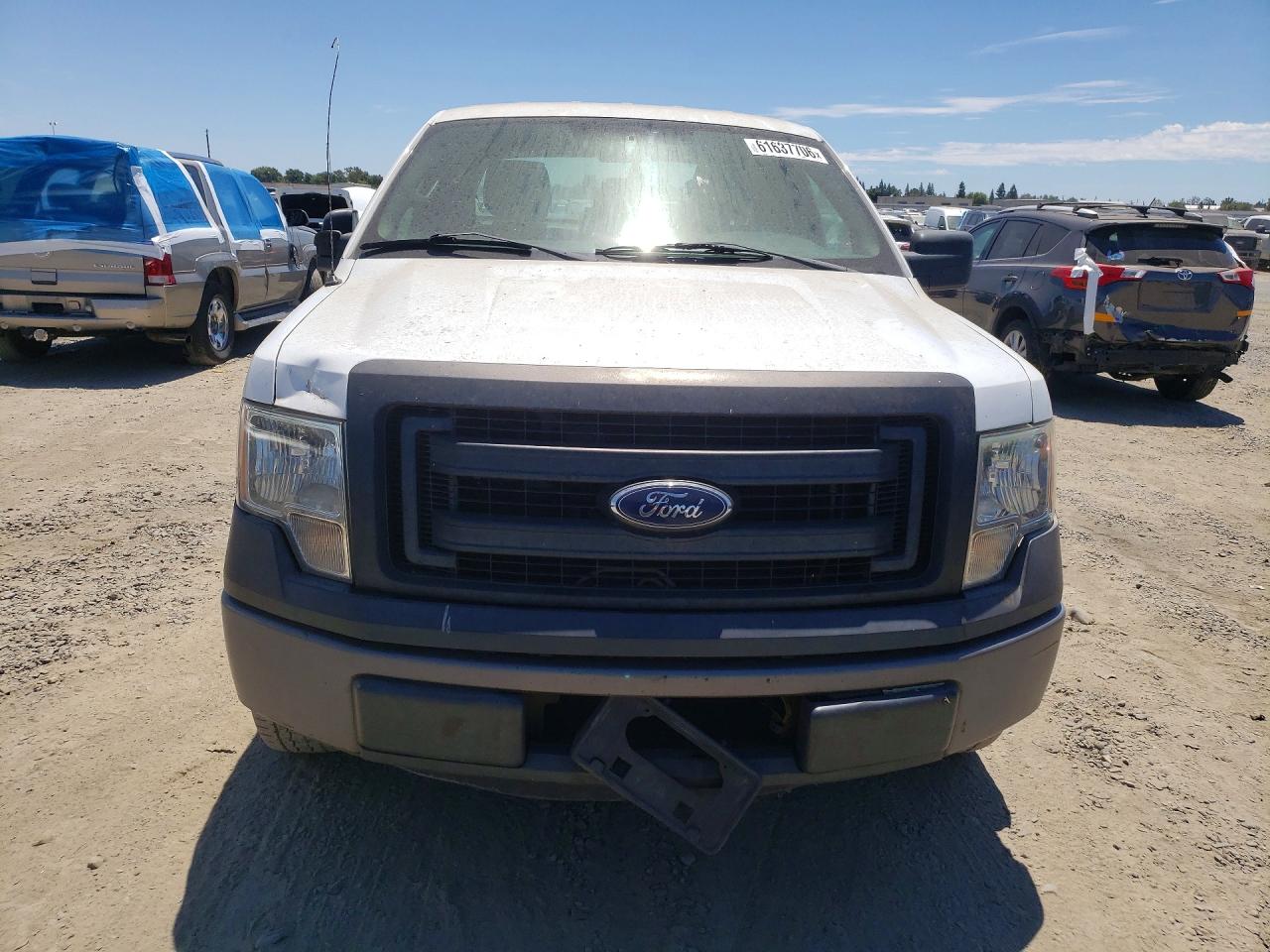 2013 Ford F150 Super Cab White vin: 1FTFX1CF2DKF15040
