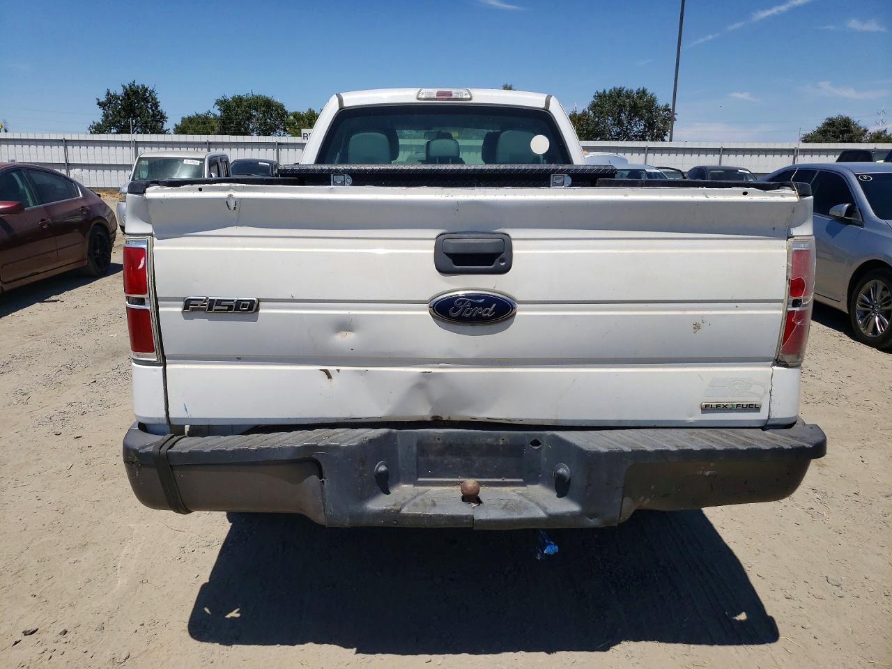 2013 Ford F150 Super Cab White vin: 1FTFX1CF2DKF15040