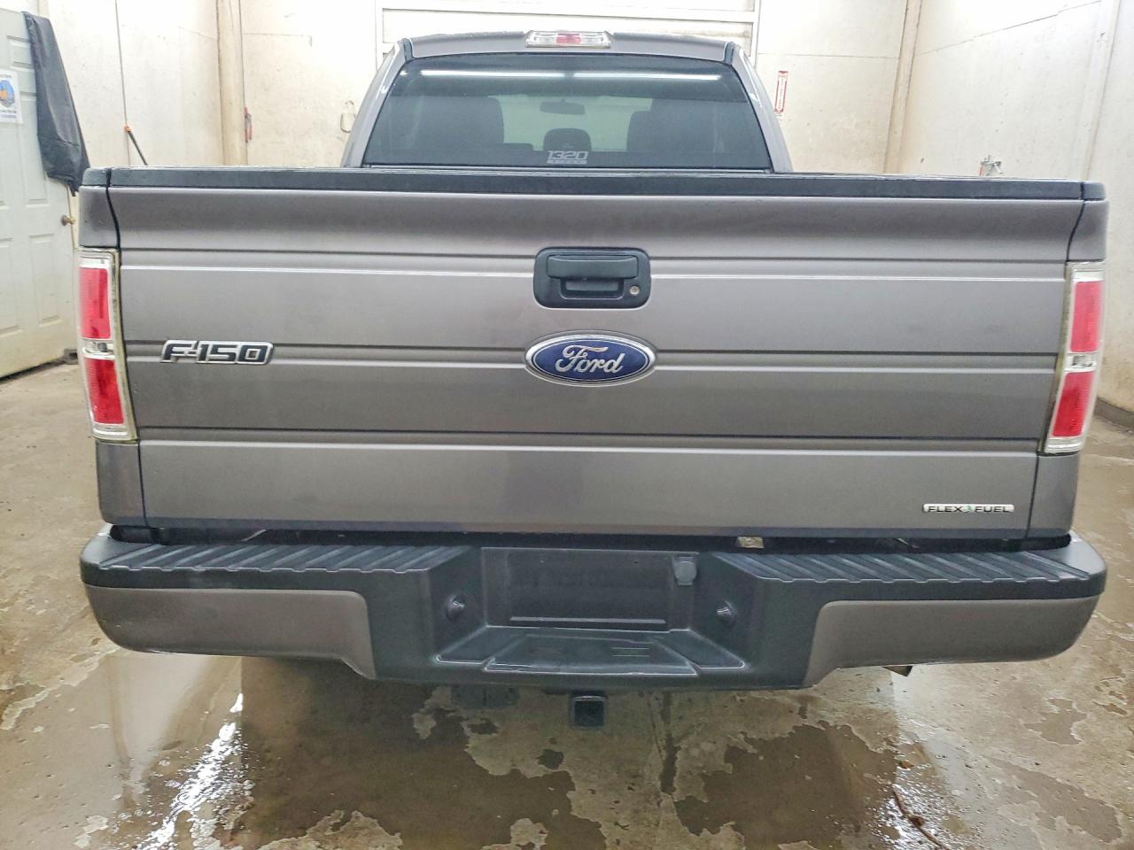 2014 Ford F150 Super Cab Silver vin: 1FTFX1CF2EFB93414
