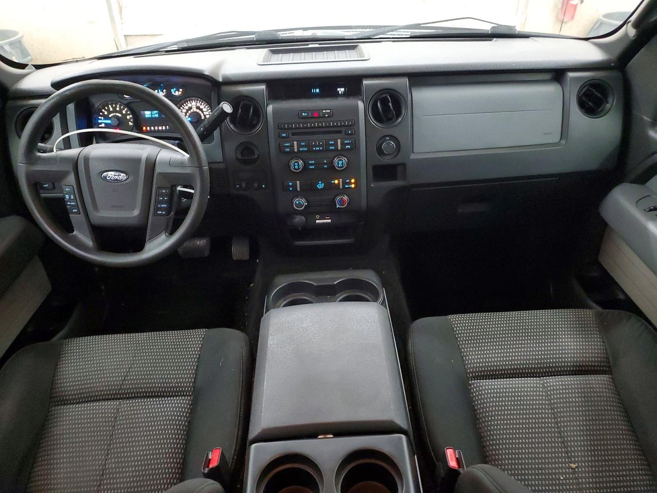 2014 Ford F150 Super Cab Silver vin: 1FTFX1CF2EFB93414