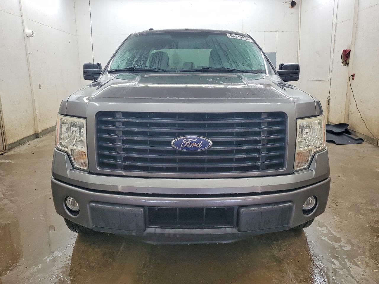 2014 Ford F150 Super Cab Silver vin: 1FTFX1CF2EFB93414