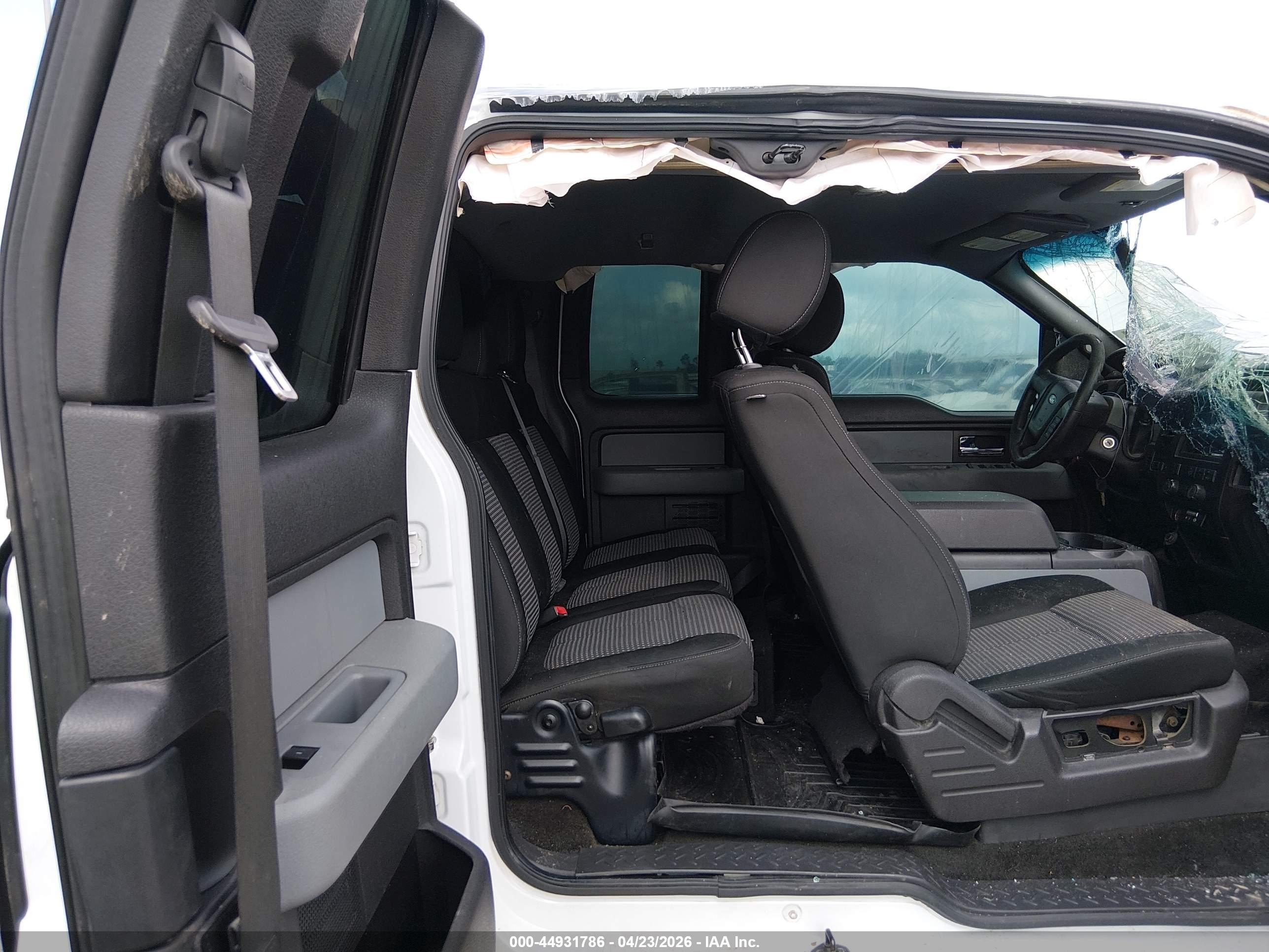 2014 Ford F-150 Stx Белый vin: 1FTFX1CF2EKF90306