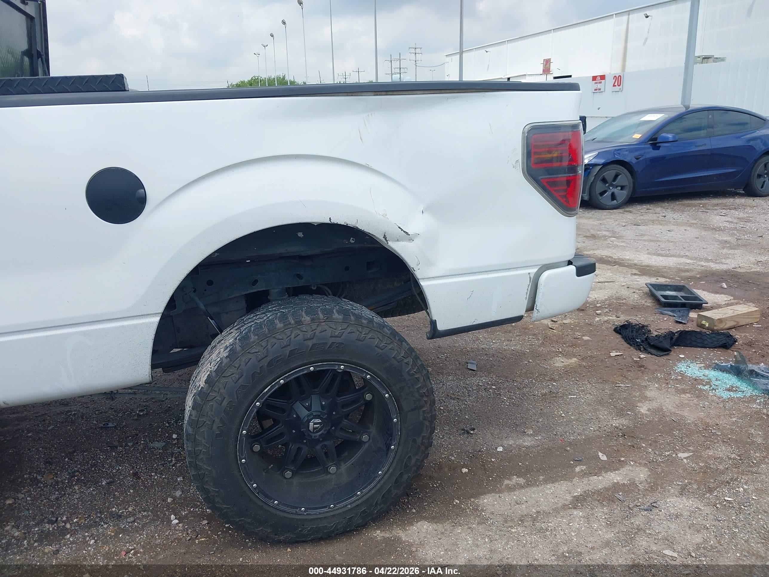 2014 Ford F-150 Stx Белый vin: 1FTFX1CF2EKF90306