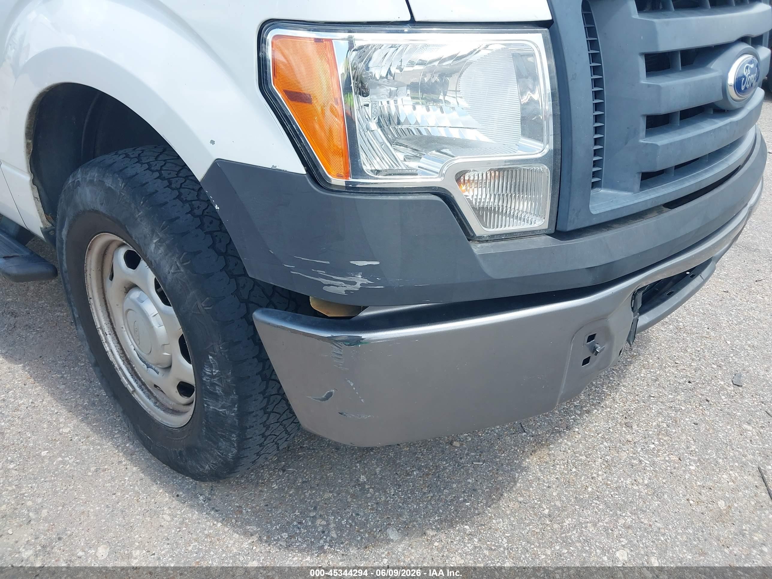 2011 Ford F-150 Xl White vin: 1FTFX1CF3BKD95150