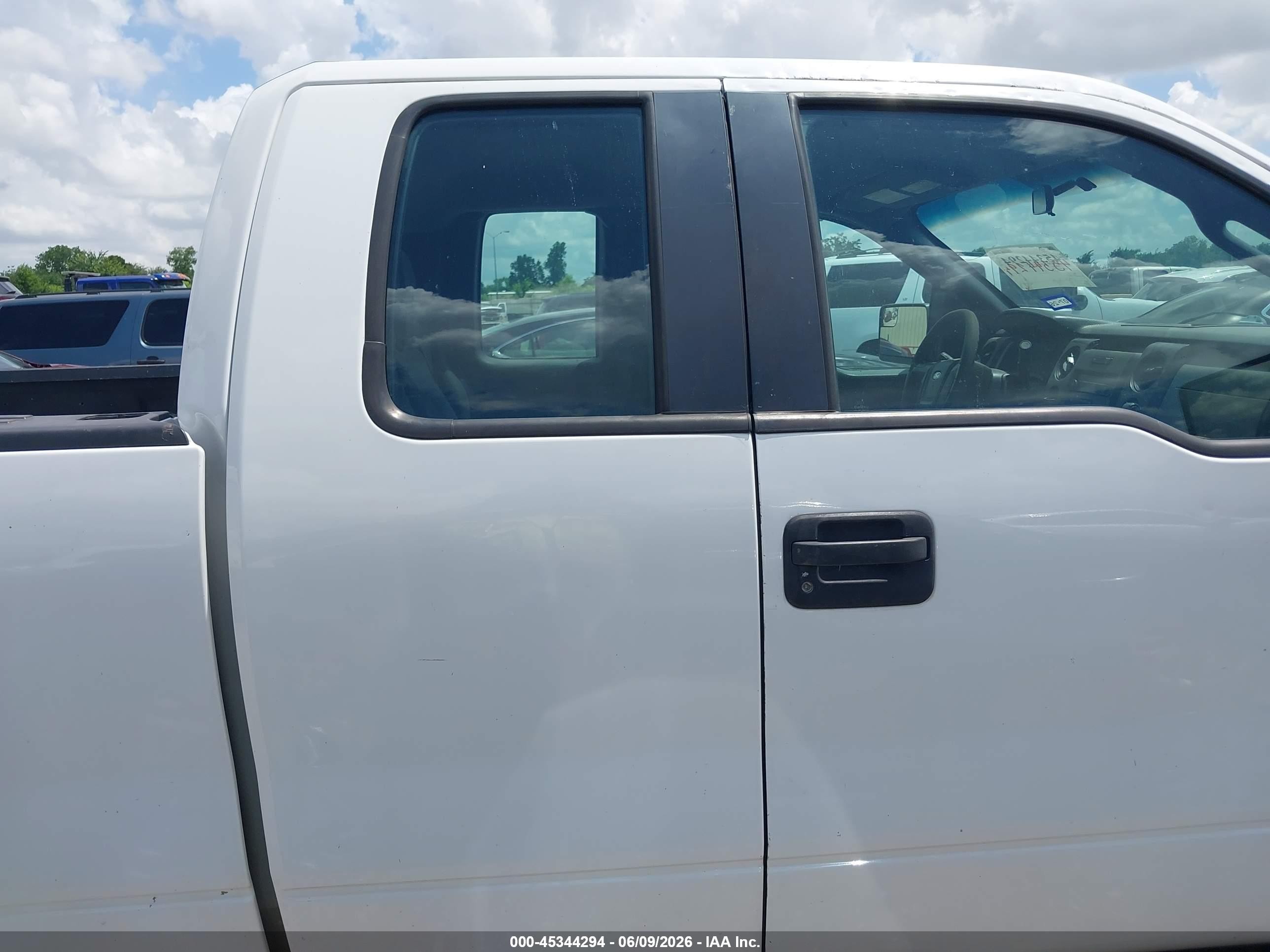 2011 Ford F-150 Xl White vin: 1FTFX1CF3BKD95150