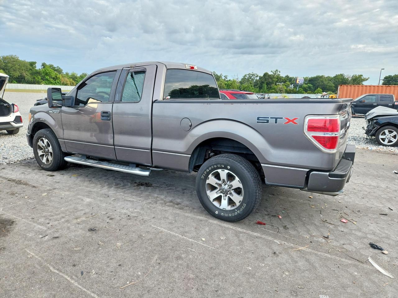 2013 Ford F150 Super Cab Gray vin: 1FTFX1CF3DFA58215