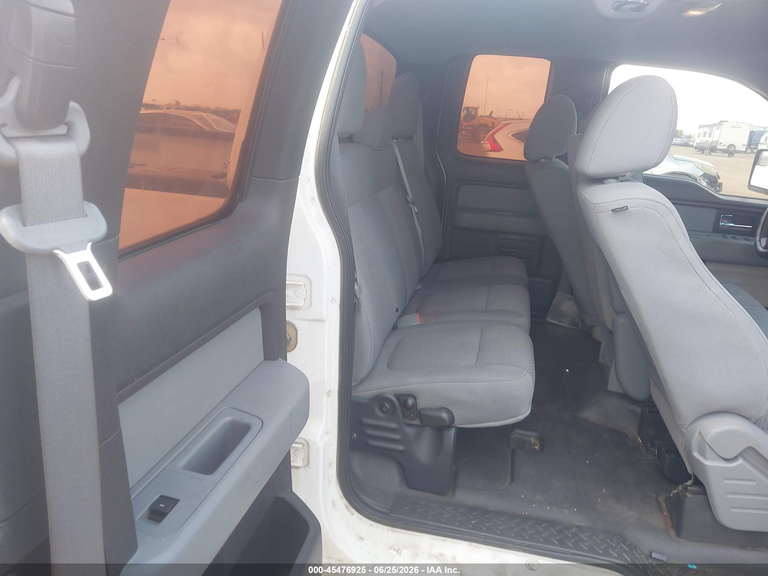 2013 Ford F-150 Xl White vin: 1FTFX1CF3DKF21199
