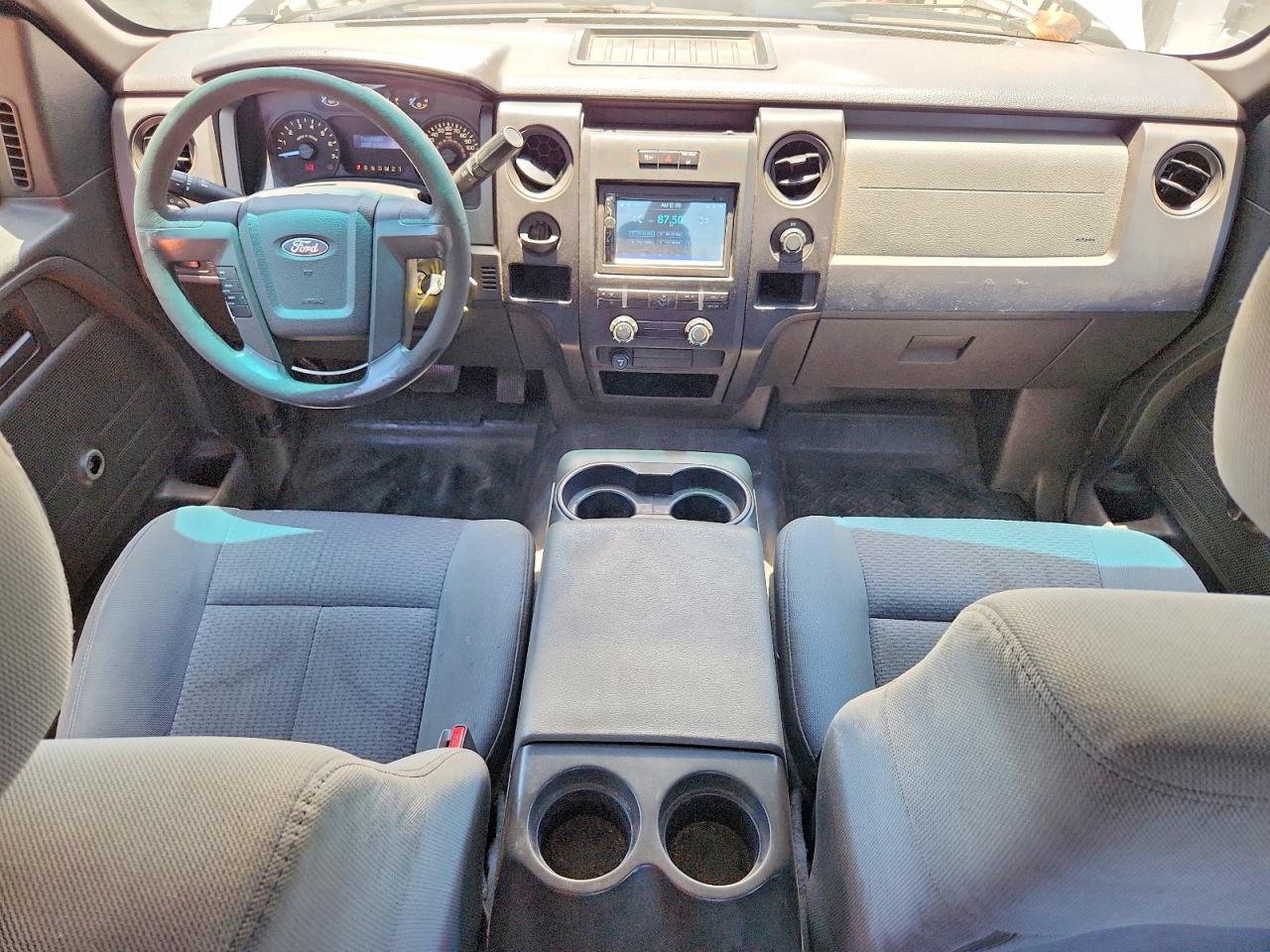 2011 Ford F150 Super Cab White vin: 1FTFX1CF4BFC59568