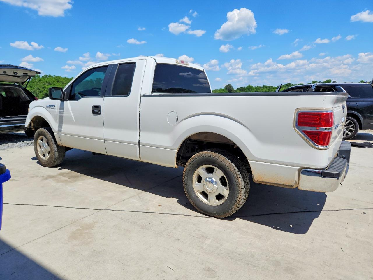 2012 Ford F150 Super Cab White vin: 1FTFX1CF4CFB56507