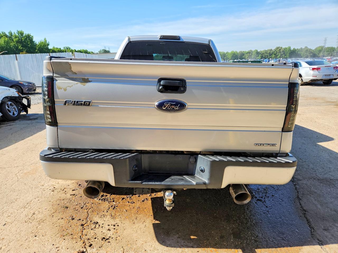 2013 Ford F150 Super Cab Silver vin: 1FTFX1CF4DKG17410