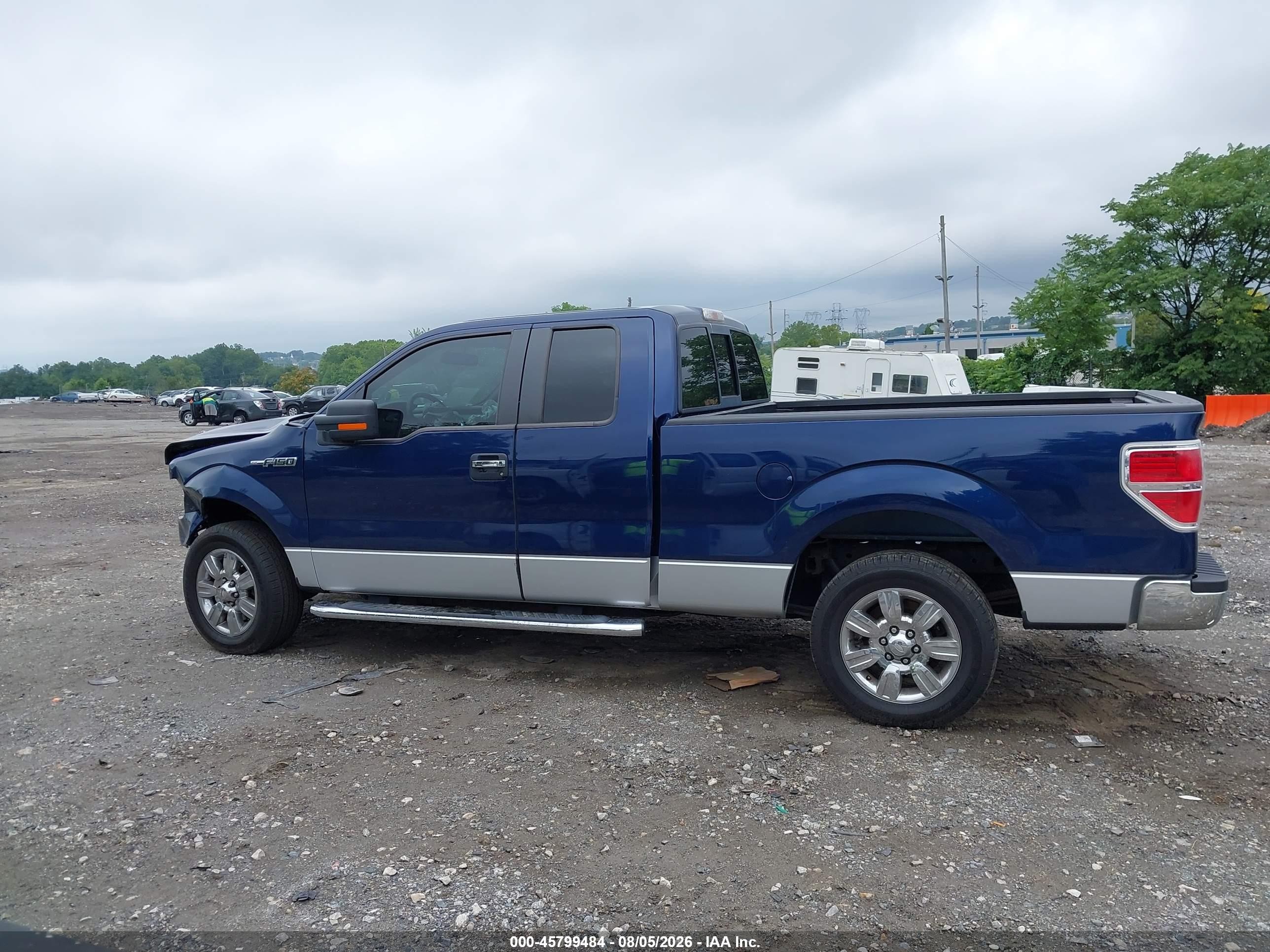 2011 Ford F-150 Xlt Синий vin: 1FTFX1CF5BFC56243