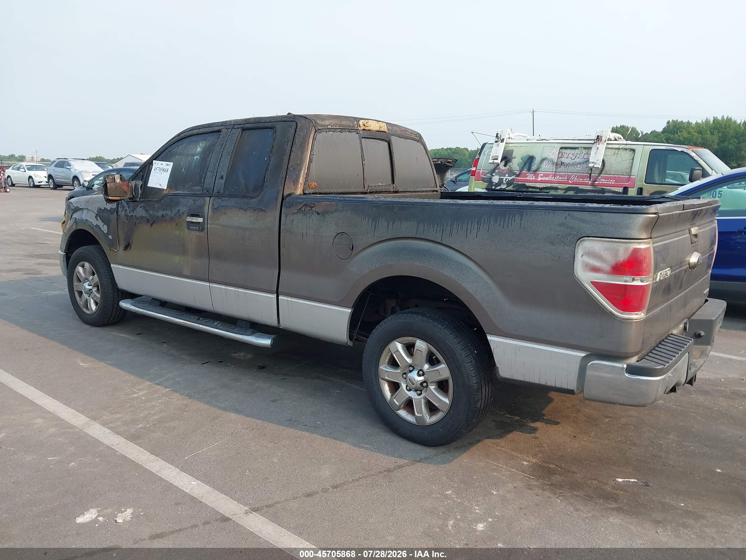 2013 Ford F-150 Xlt Silver vin: 1FTFX1CF5DFA72472