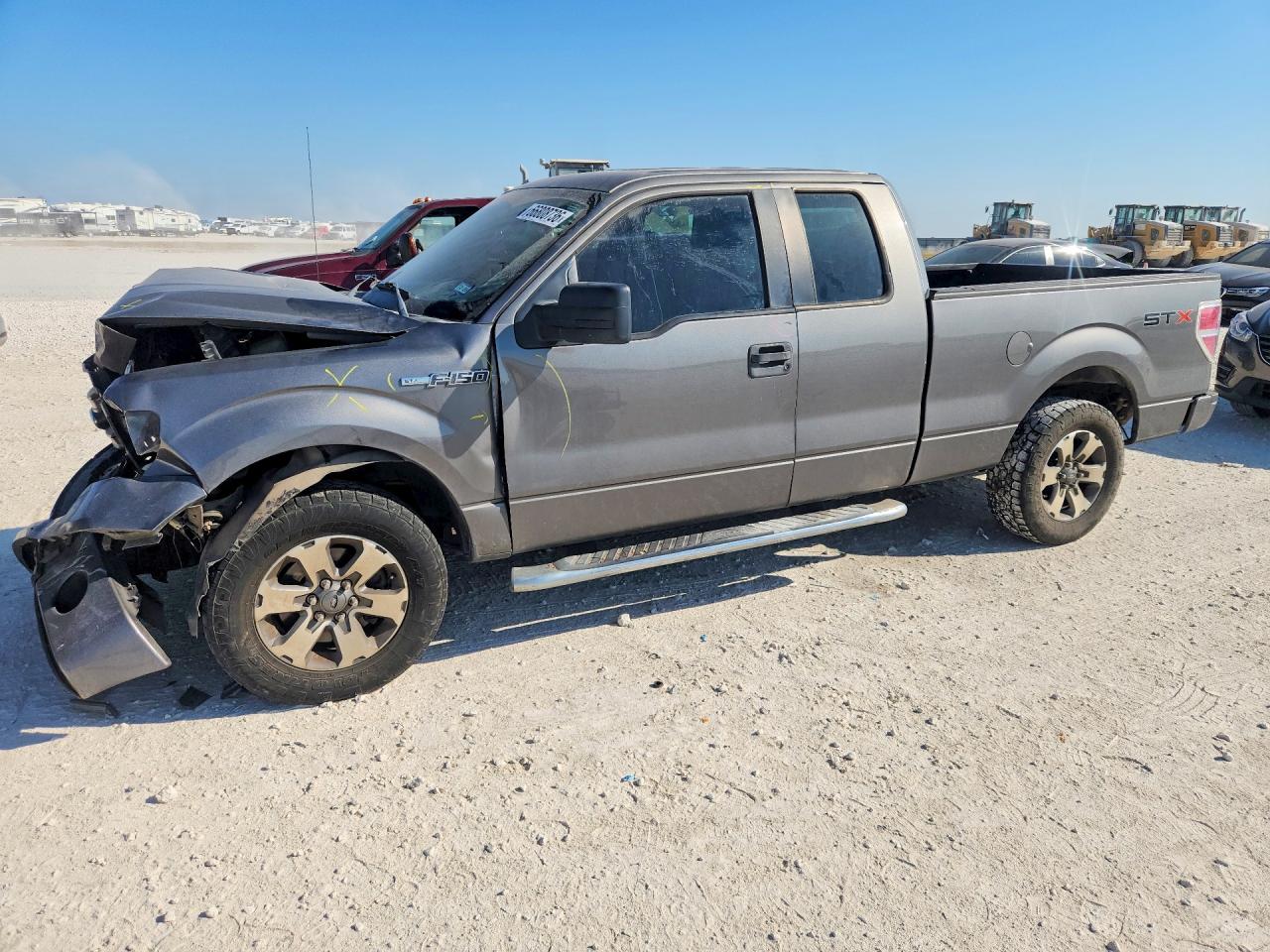 2013 Ford F150 Super Cab Gray vin: 1FTFX1CF5DFD81925