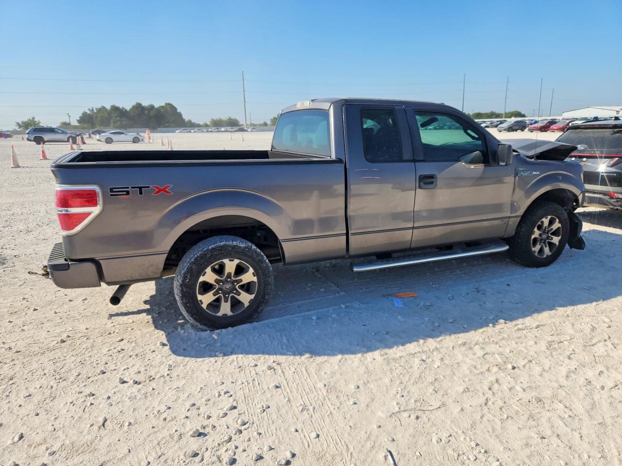 2013 Ford F150 Super Cab Gray vin: 1FTFX1CF5DFD81925