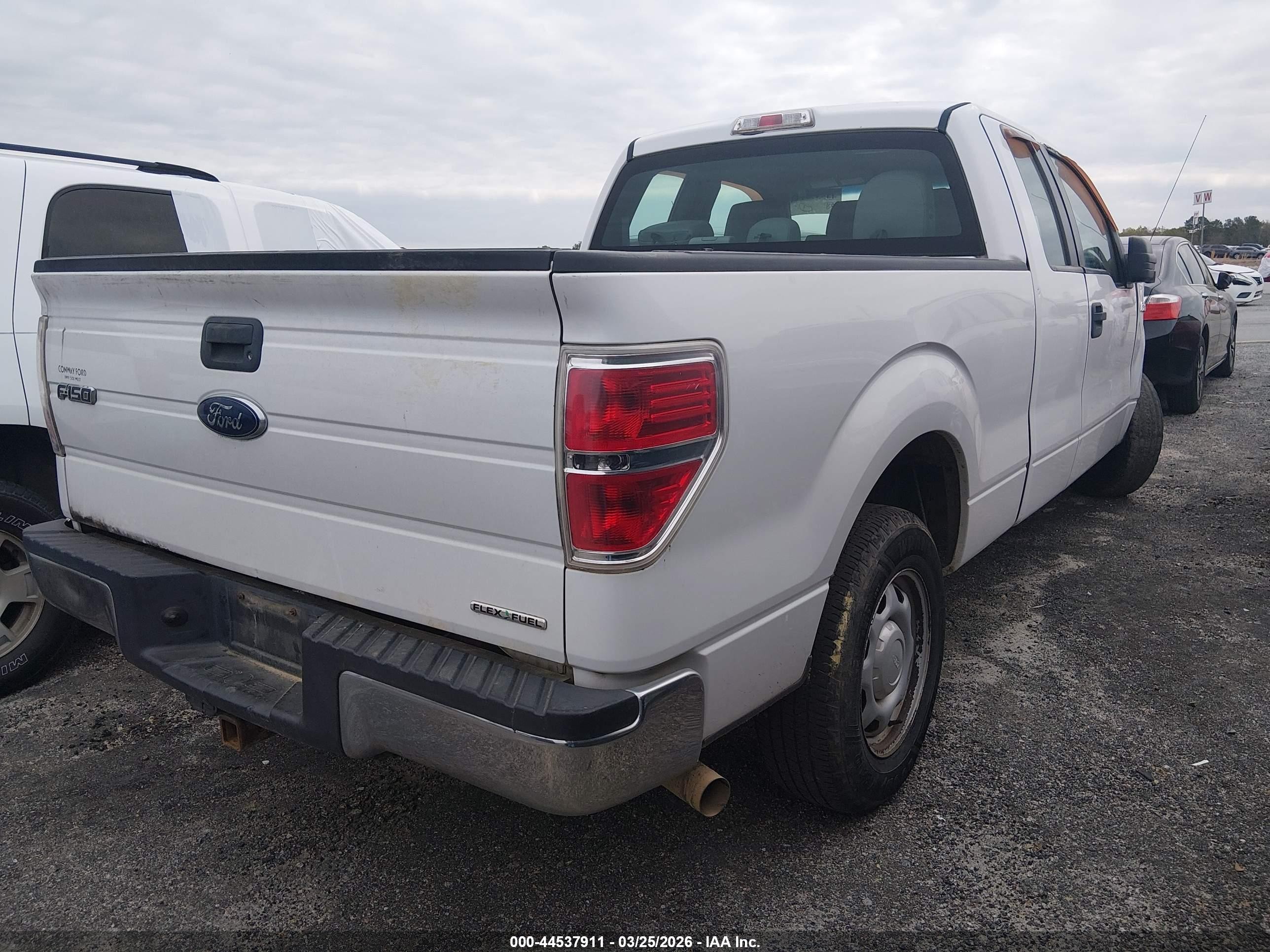 2014 Ford F-150 Xl White vin: 1FTFX1CF5EFD03663
