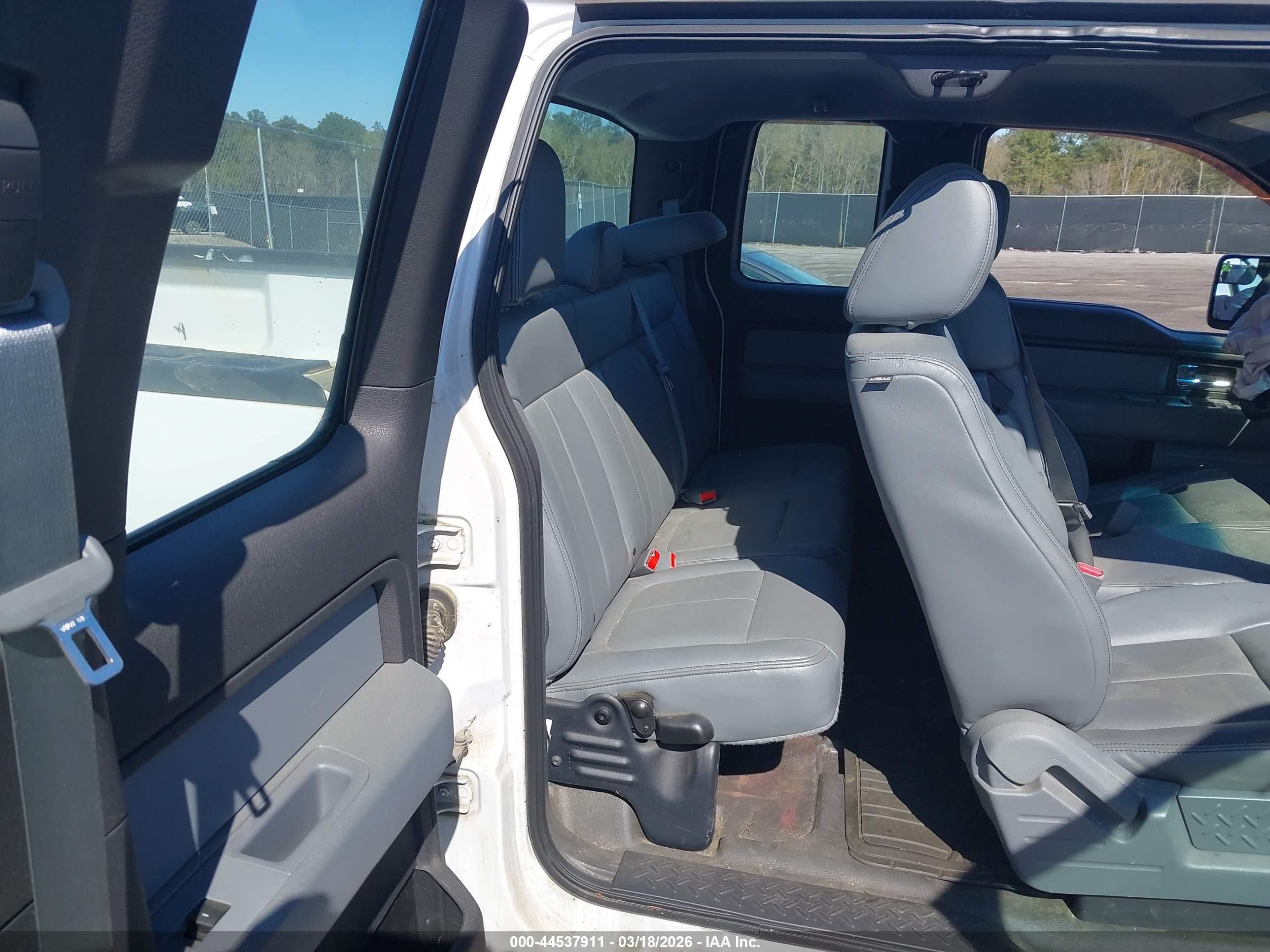 2014 Ford F-150 Xl White vin: 1FTFX1CF5EFD03663