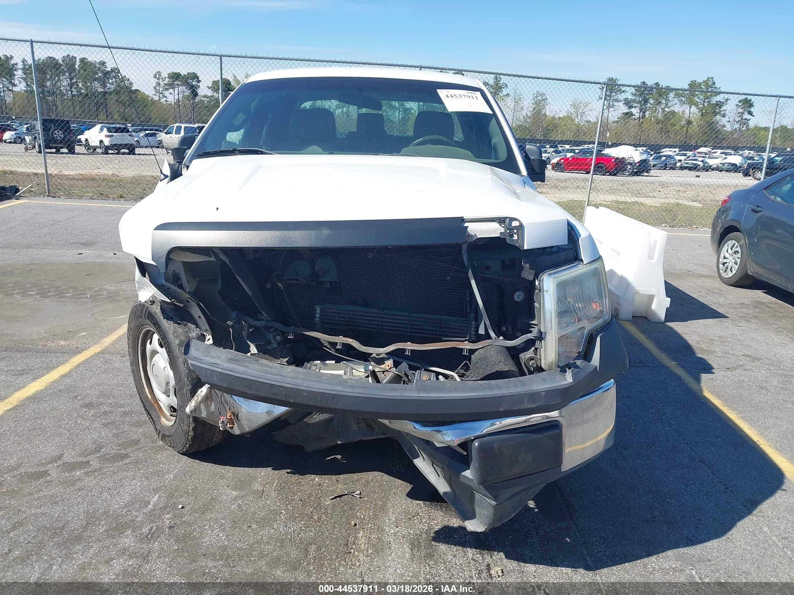 2014 Ford F-150 Xl White vin: 1FTFX1CF5EFD03663