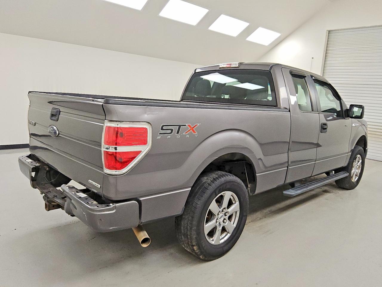 2014 Ford F150 Super Cab Gray vin: 1FTFX1CF5EKD28800
