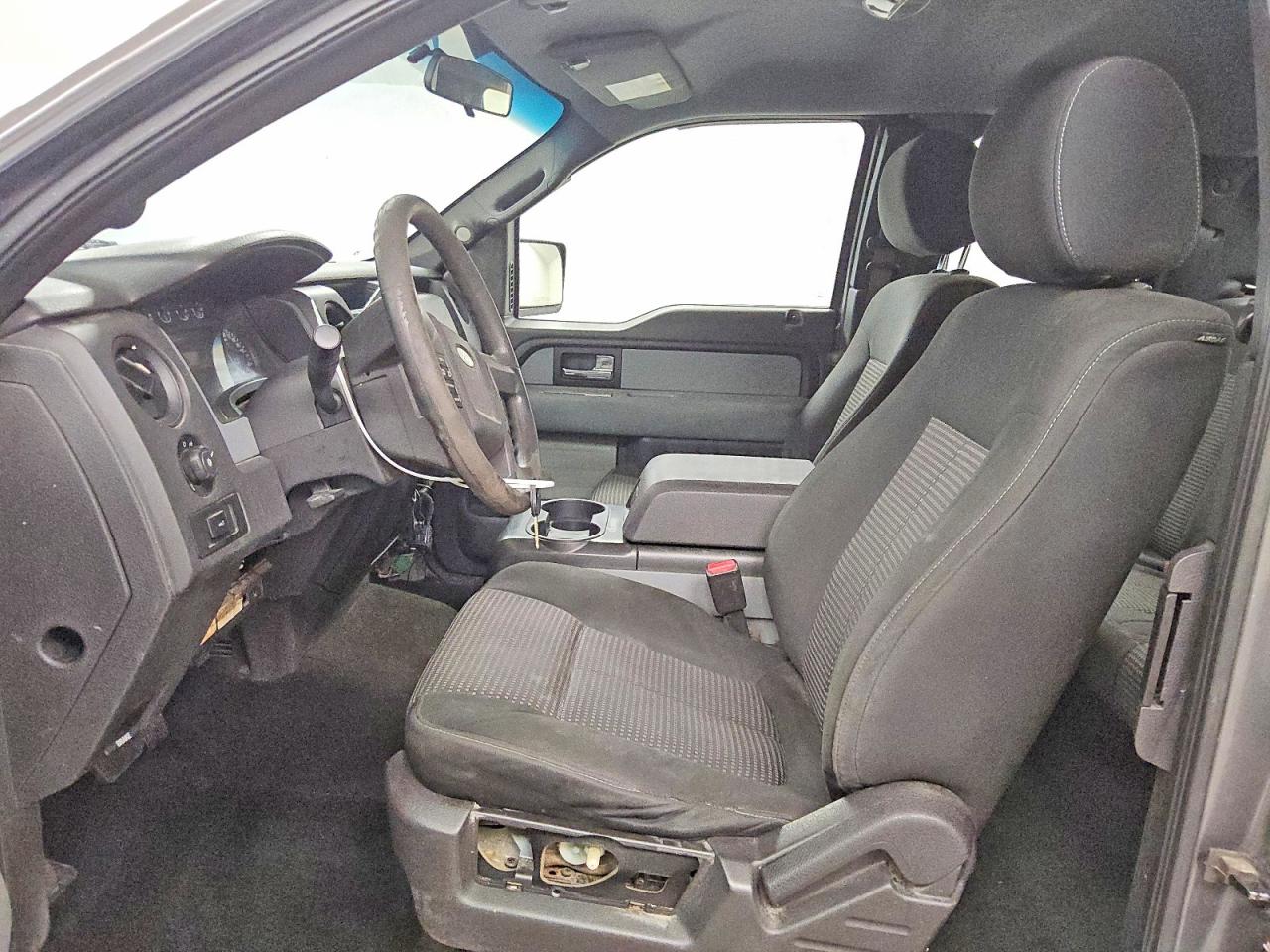 2014 Ford F150 Super Cab Gray vin: 1FTFX1CF5EKD28800