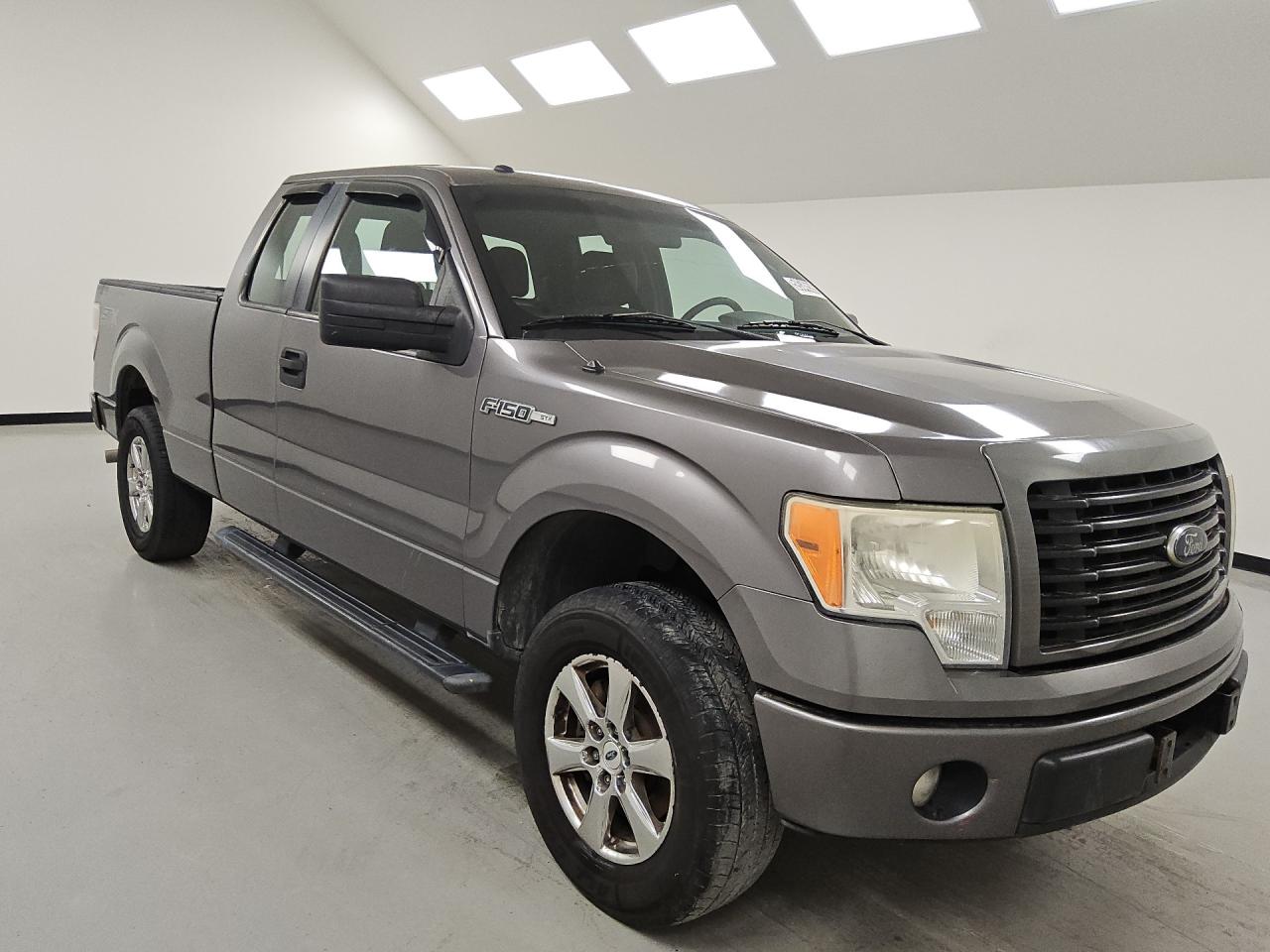 2014 Ford F150 Super Cab Gray vin: 1FTFX1CF5EKD28800 Damage: Antenna, Aftermarket, Acceptable