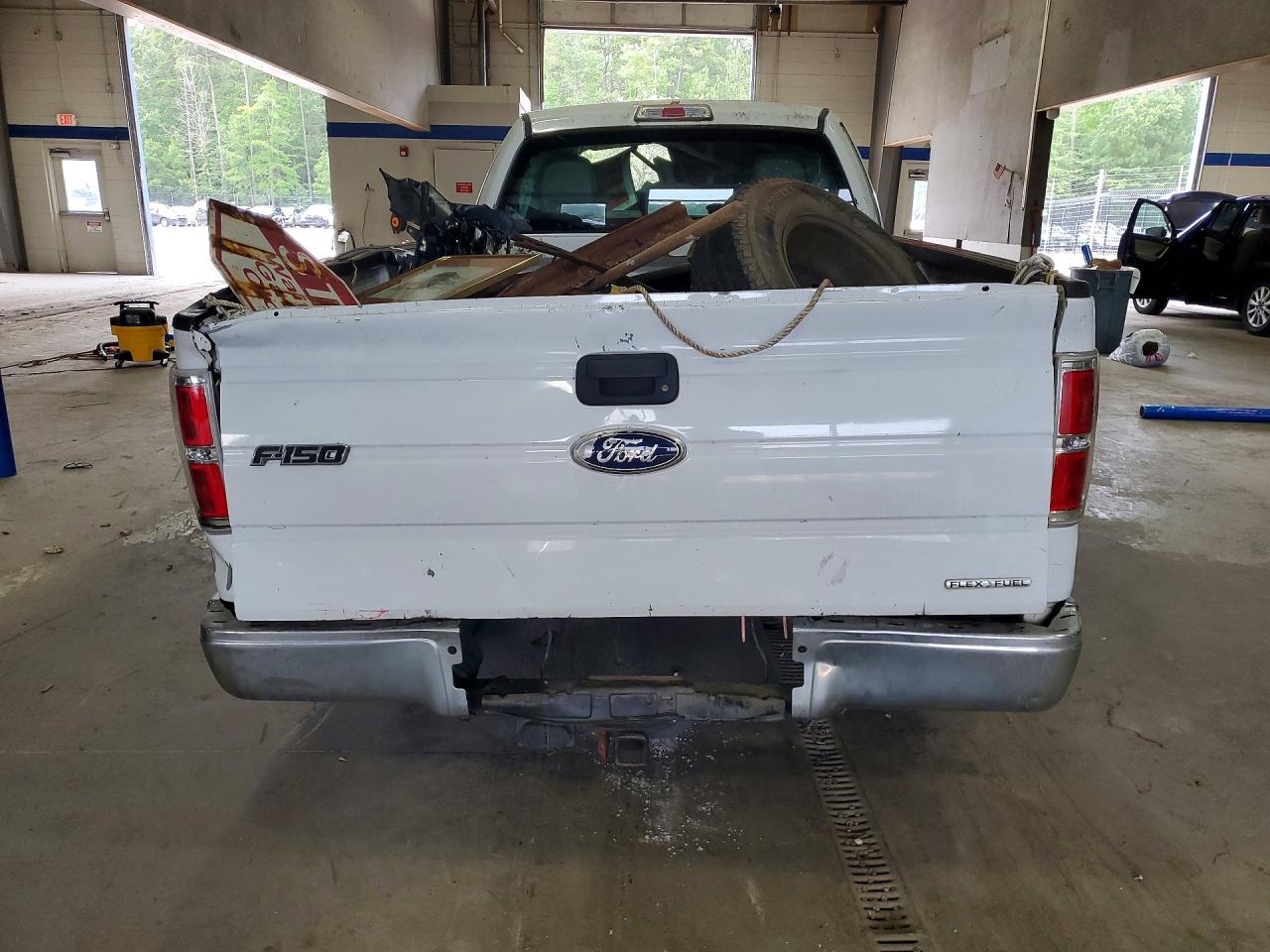 2012 Ford F150 Super Cab White vin: 1FTFX1CF6CKD89070