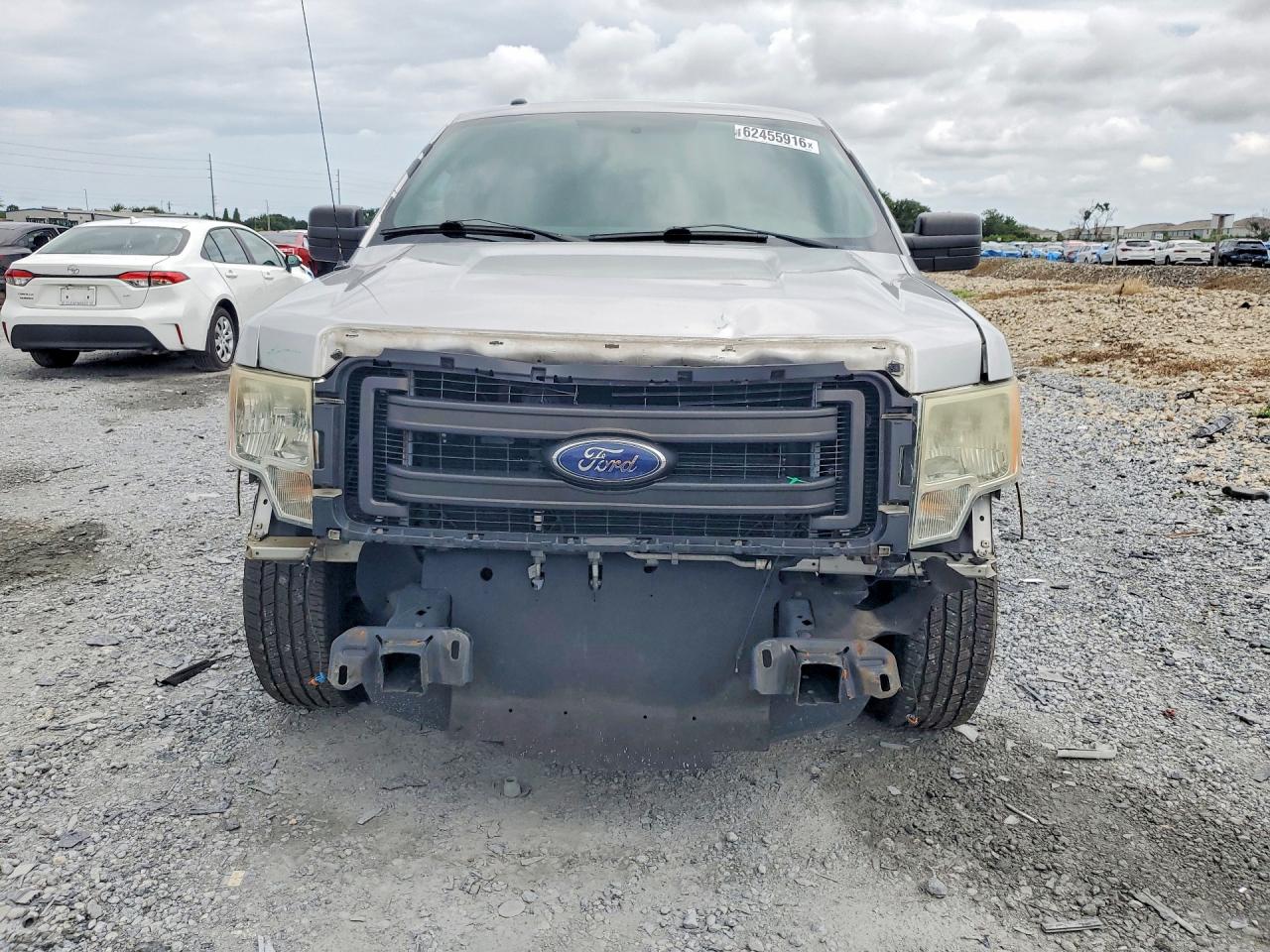 2013 Ford F150 Super Cab Silver vin: 1FTFX1CF6DFC32665