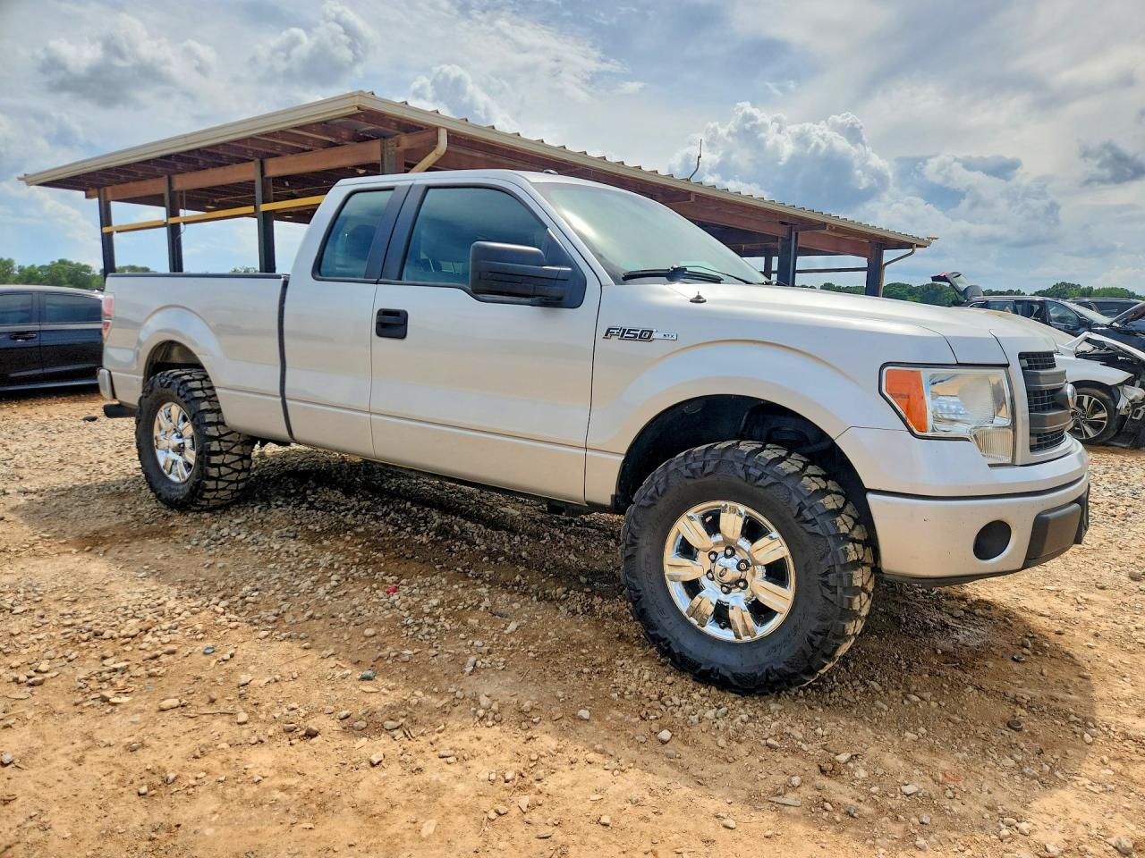 2013 Ford F150 Super Cab Серебряный vin: 1FTFX1CF6DFD19062