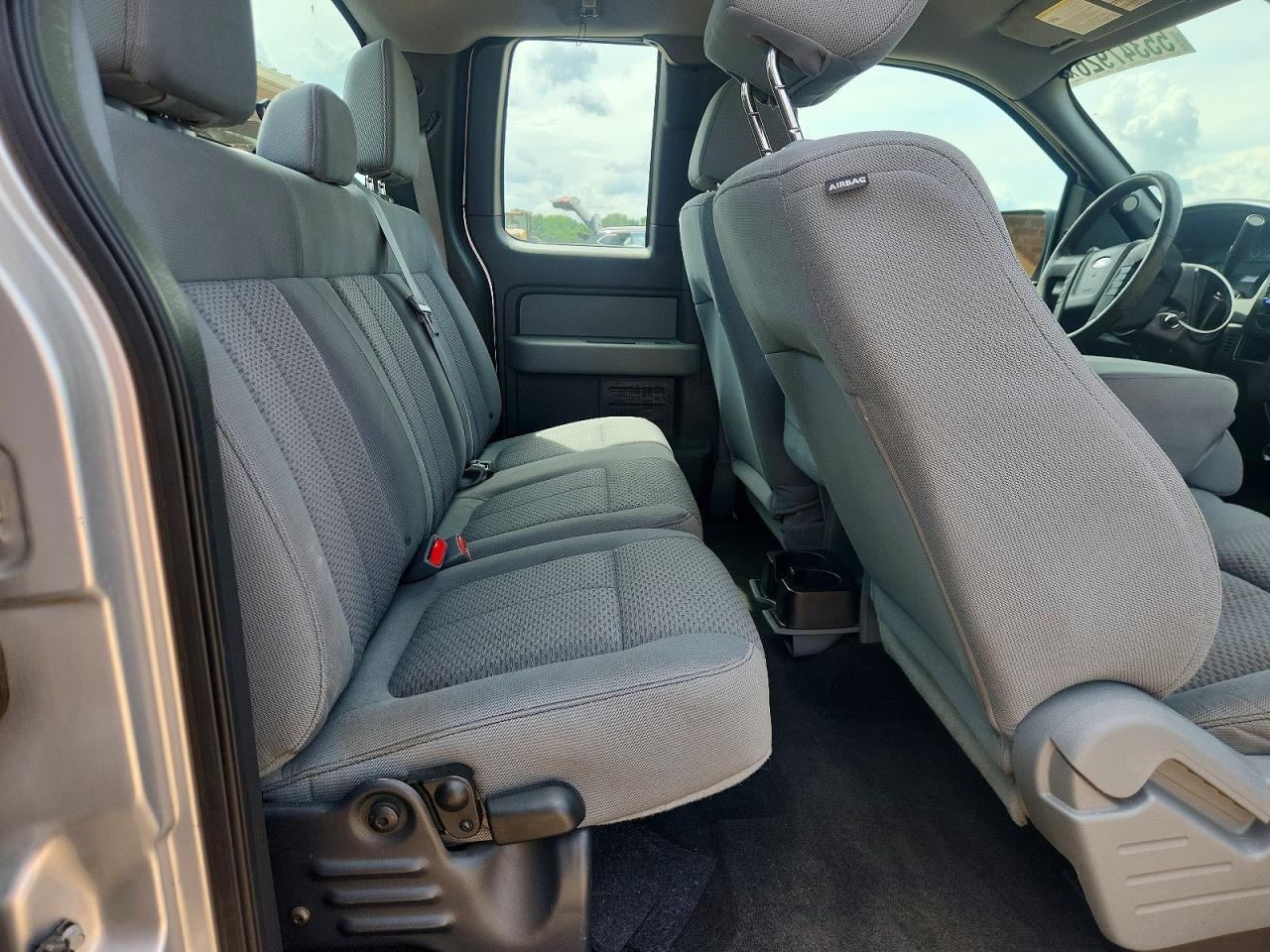 2013 Ford F150 Super Cab Серебряный vin: 1FTFX1CF6DFD19062