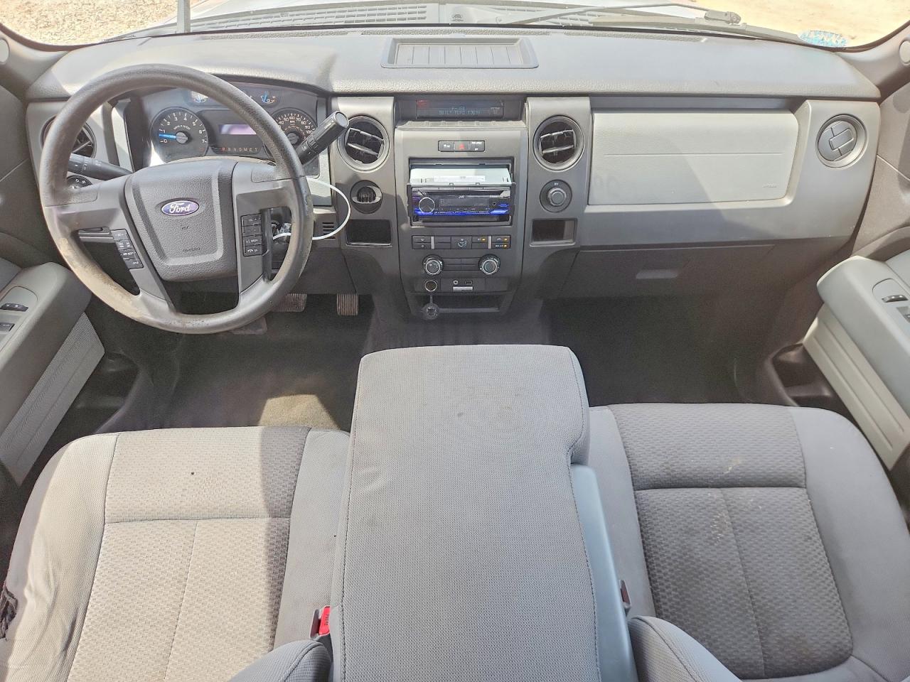 2013 Ford F150 Super Cab Серебряный vin: 1FTFX1CF6DFD19062