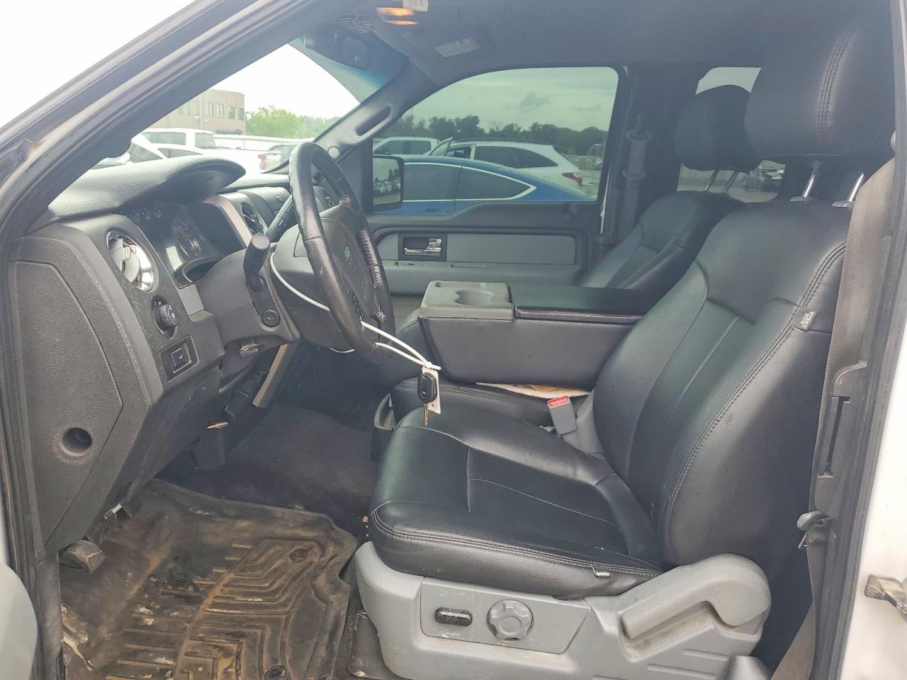 2014 Ford F150 Super Cab White vin: 1FTFX1CF6EFB16898