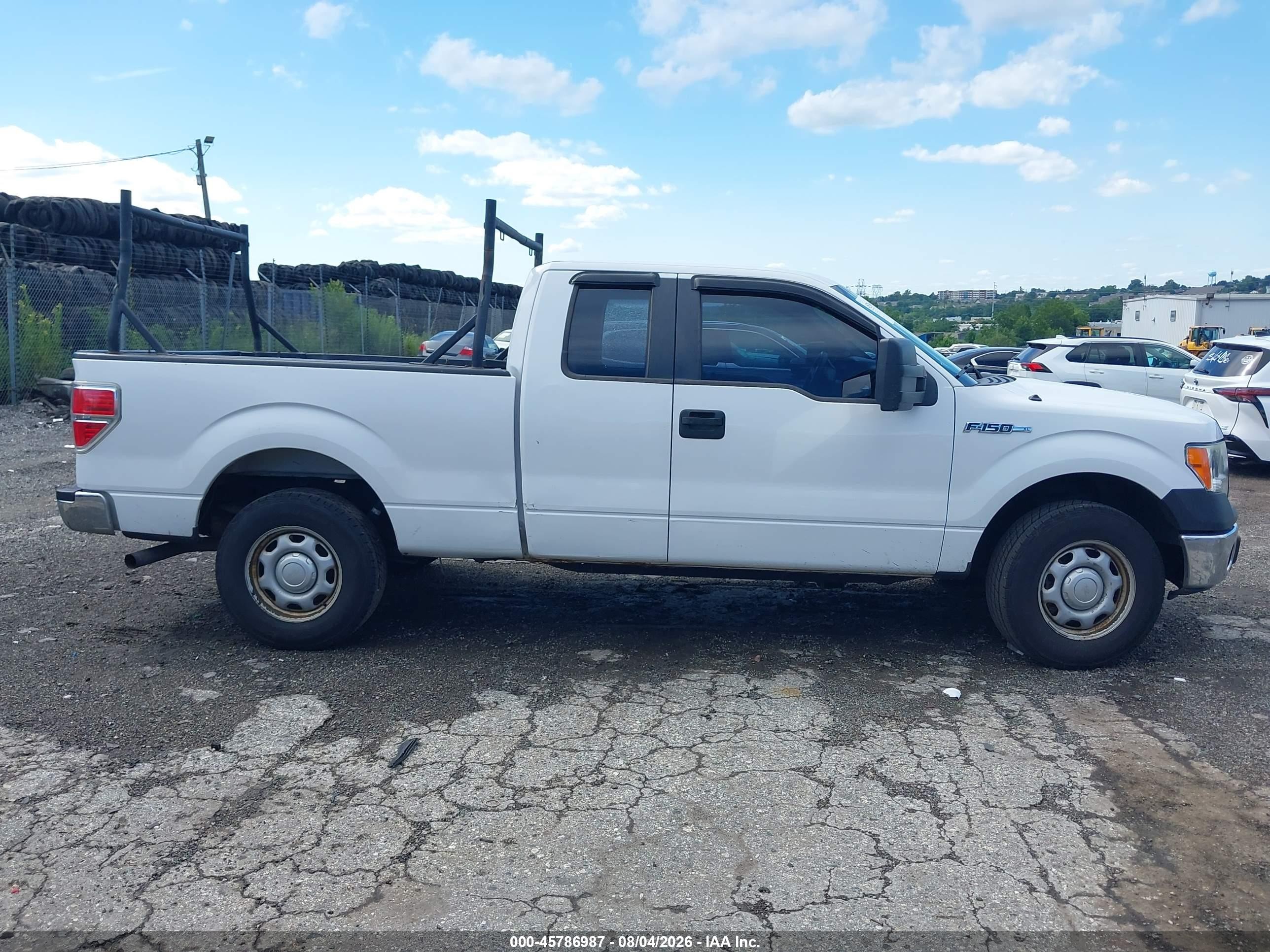 2014 Ford F-150 Xl White vin: 1FTFX1CF6EKF57034