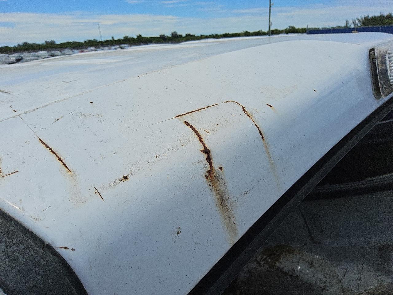 2014 Ford F150 Super Cab White vin: 1FTFX1CF6EKG22562 Damage: Roof, Dent(s) W/ Paint Dmg, > 12 inches