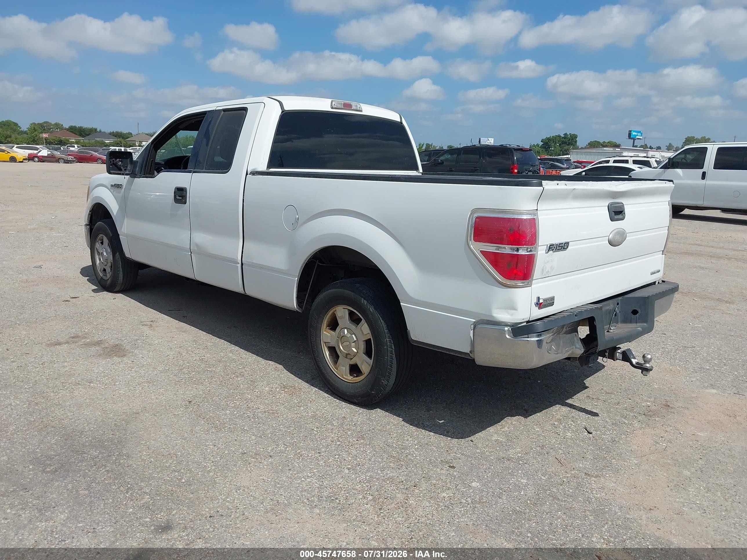 2011 Ford F-150 Xlt White vin: 1FTFX1CF7BFC72346