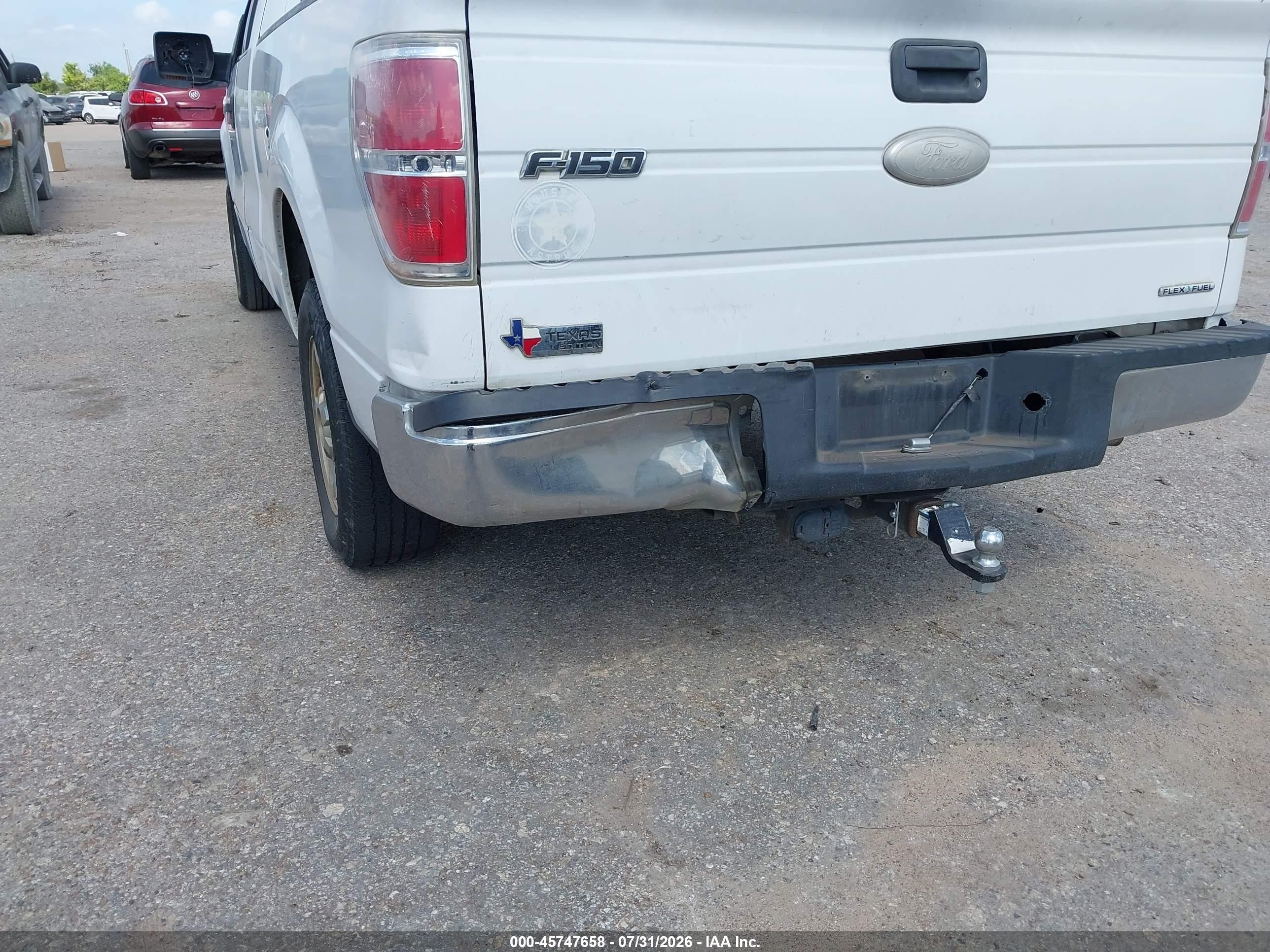 2011 Ford F-150 Xlt White vin: 1FTFX1CF7BFC72346
