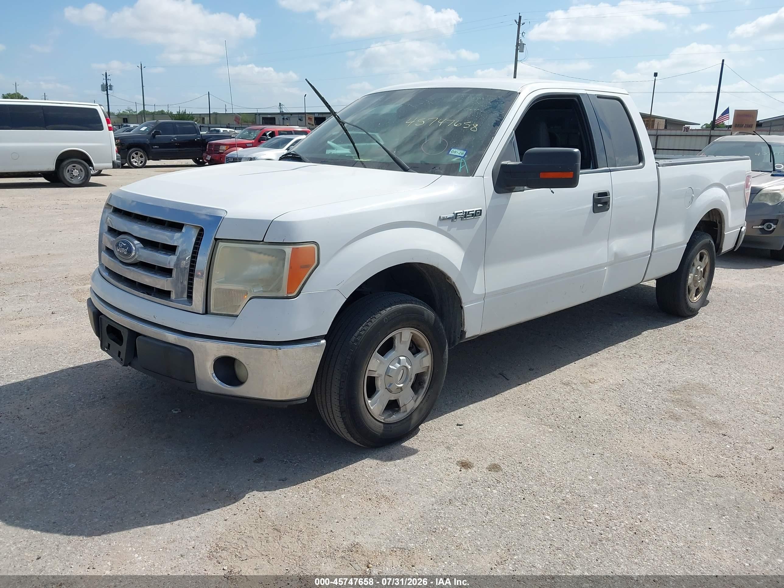 2011 Ford F-150 Xlt White vin: 1FTFX1CF7BFC72346