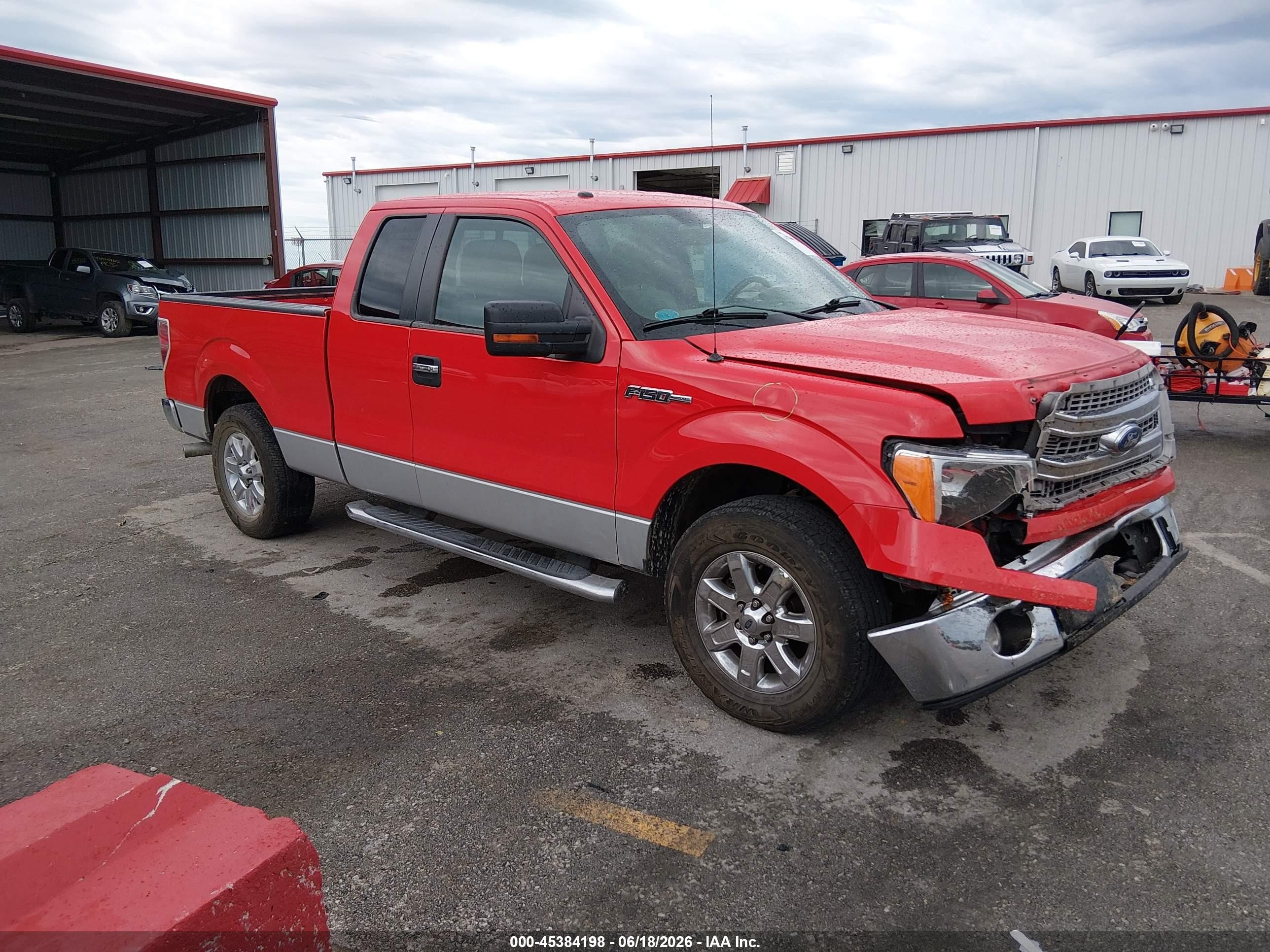 2013 Ford F-150 Xlt Красный vin: 1FTFX1CF7DFC42377