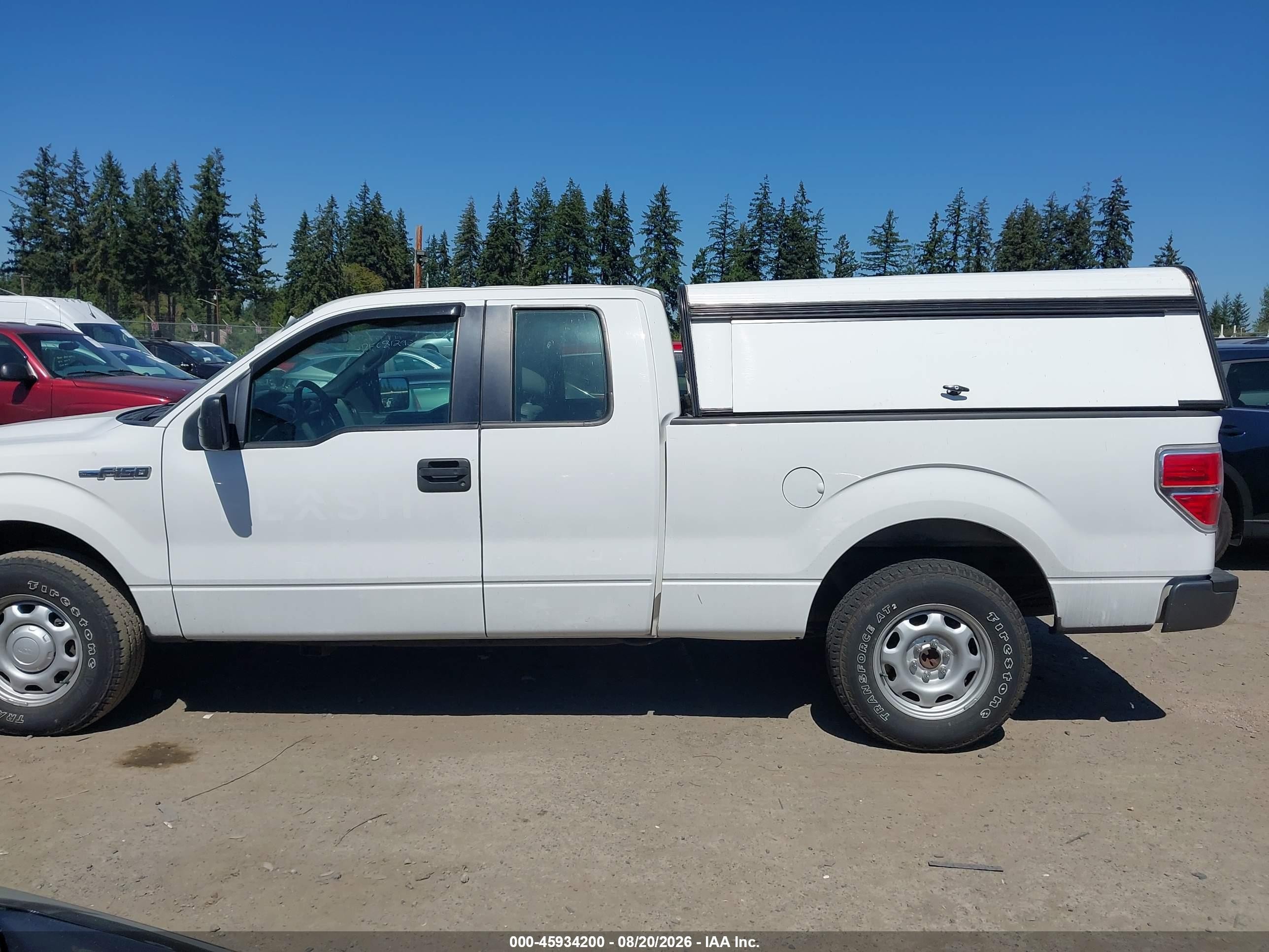 2013 Ford F-150 Xl White vin: 1FTFX1CF7DFC81292